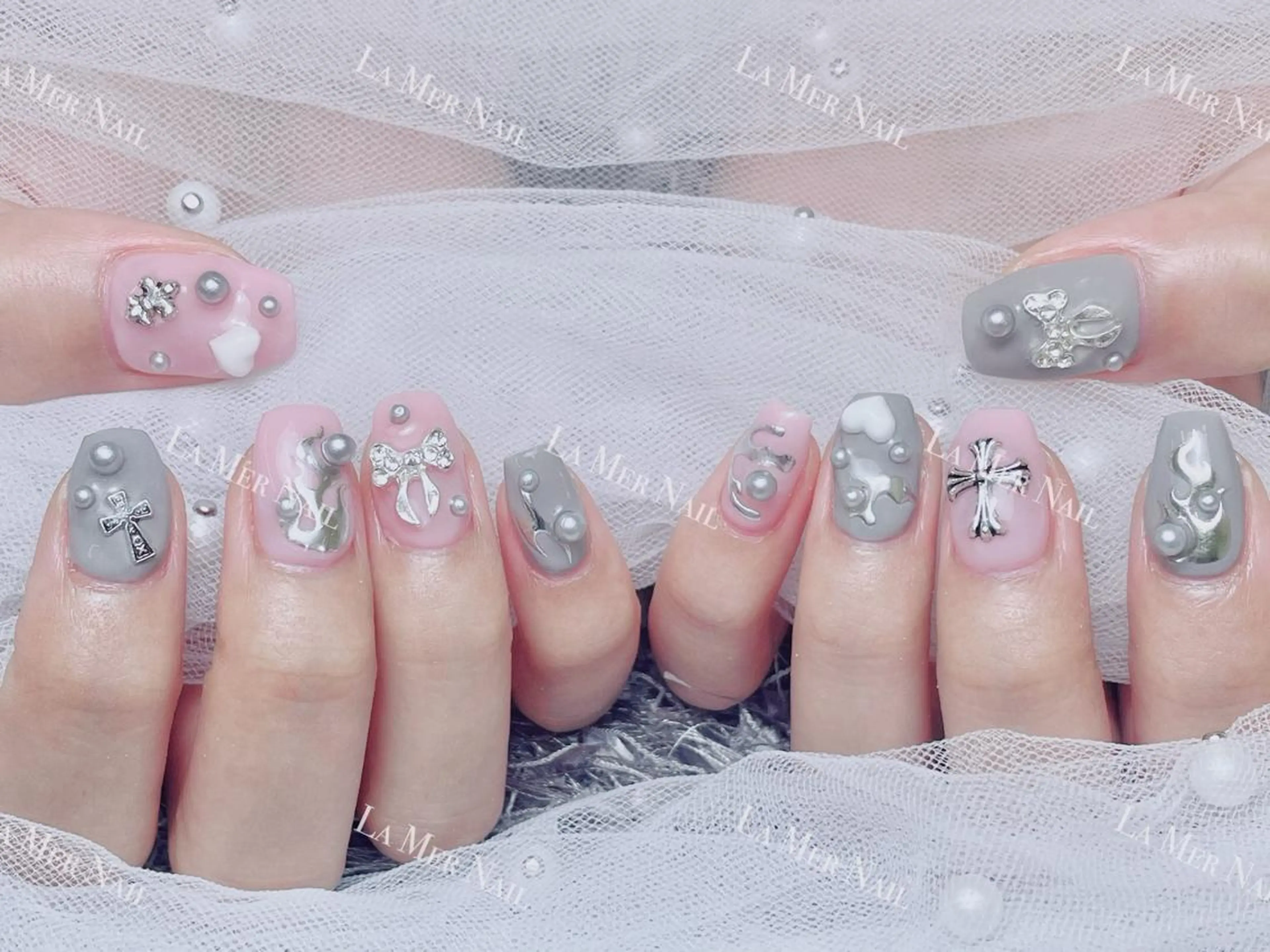 ネイル ✨荒木 🌙のネイルデザイン