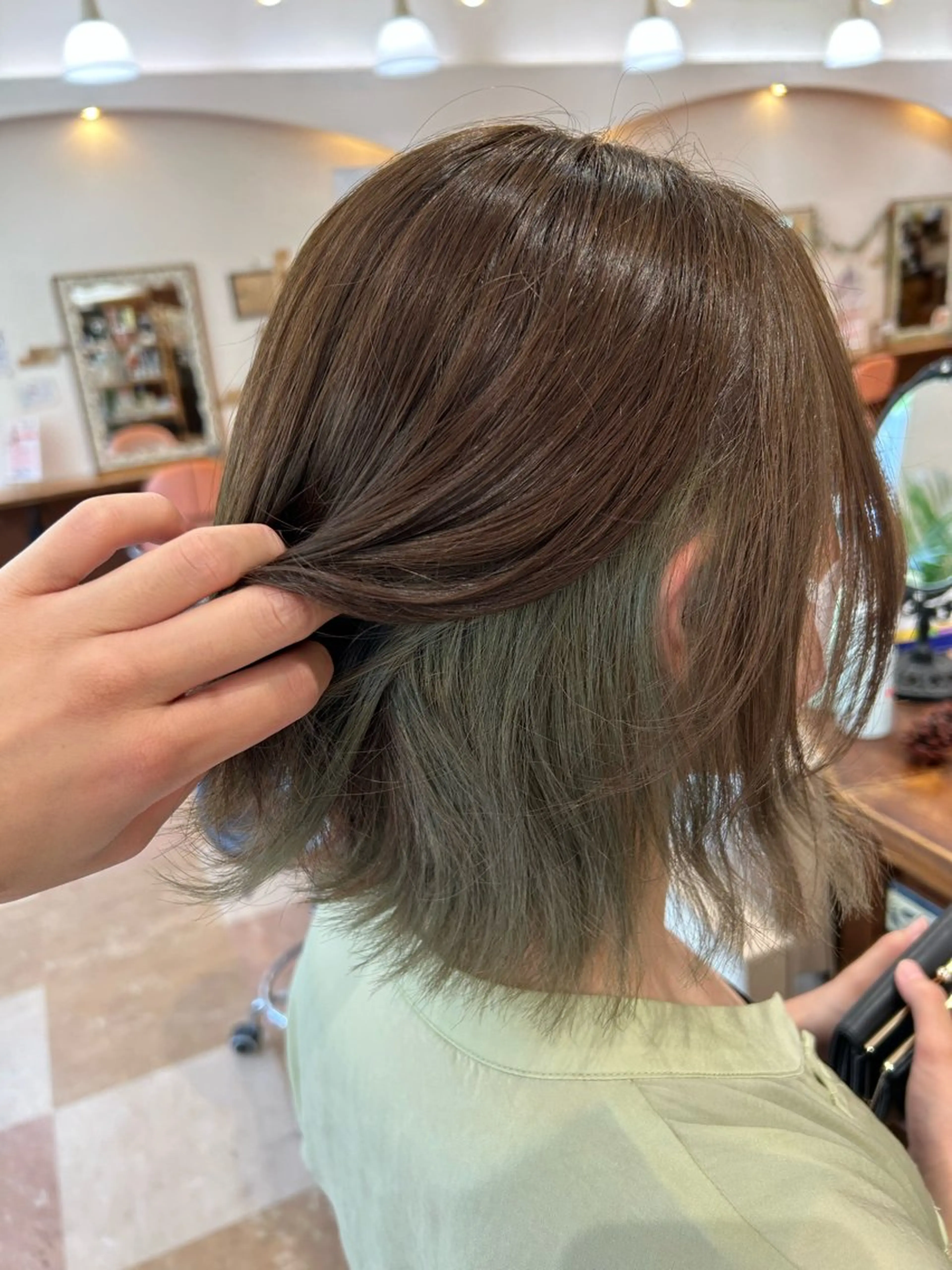 ショート カラー クレドガーデン西新井所属・山田 桃香のヘアスタイル