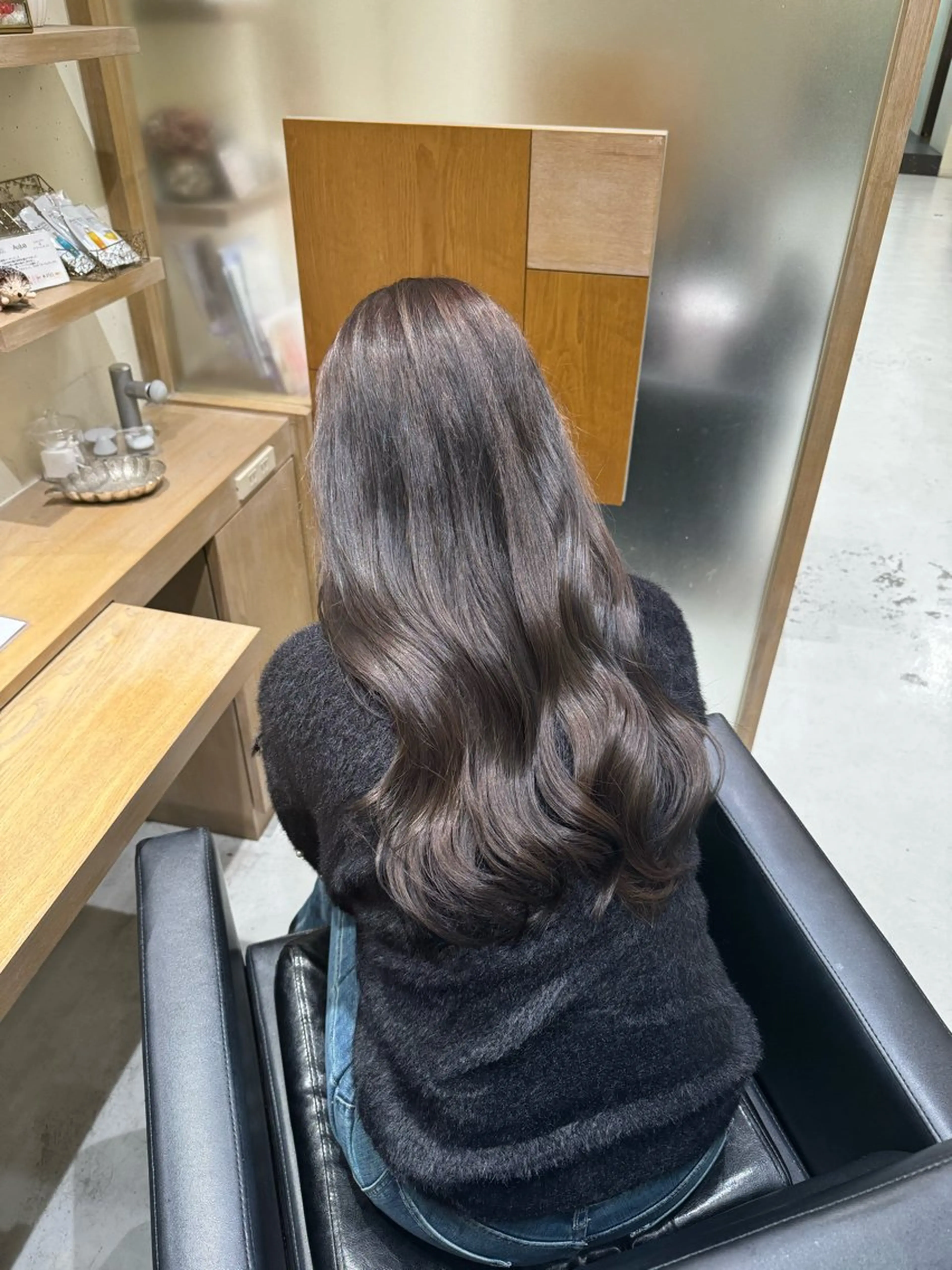 カラー グレージュ カット ヘアカラー トリートメント 透明感カラー/顔周り カット/レイヤーにかのヘアスタイル