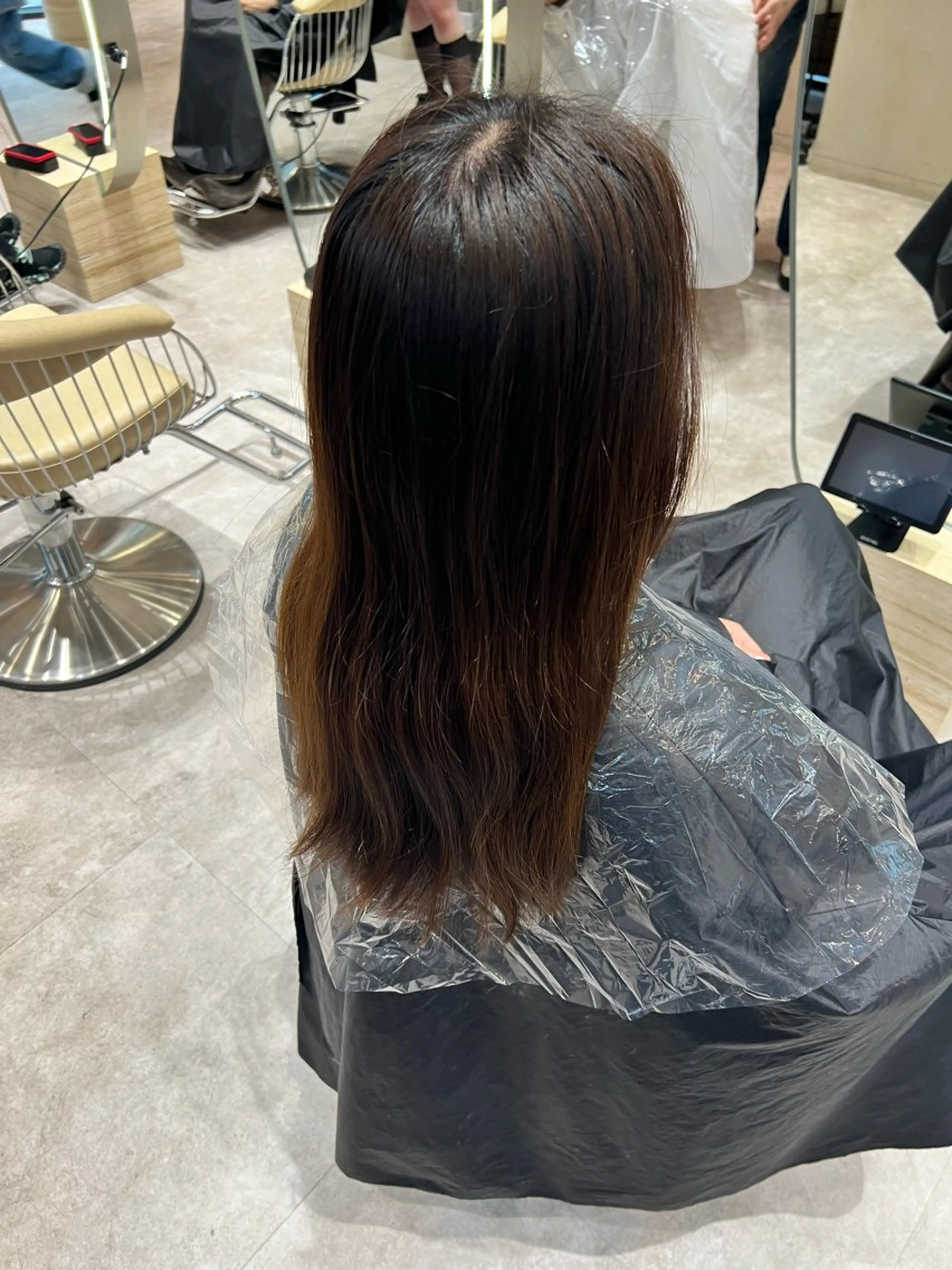 ミディアム カラー ✨髪質改善 縮毛矯正 艶髪 立川 コウキ✨のヘアスタイル