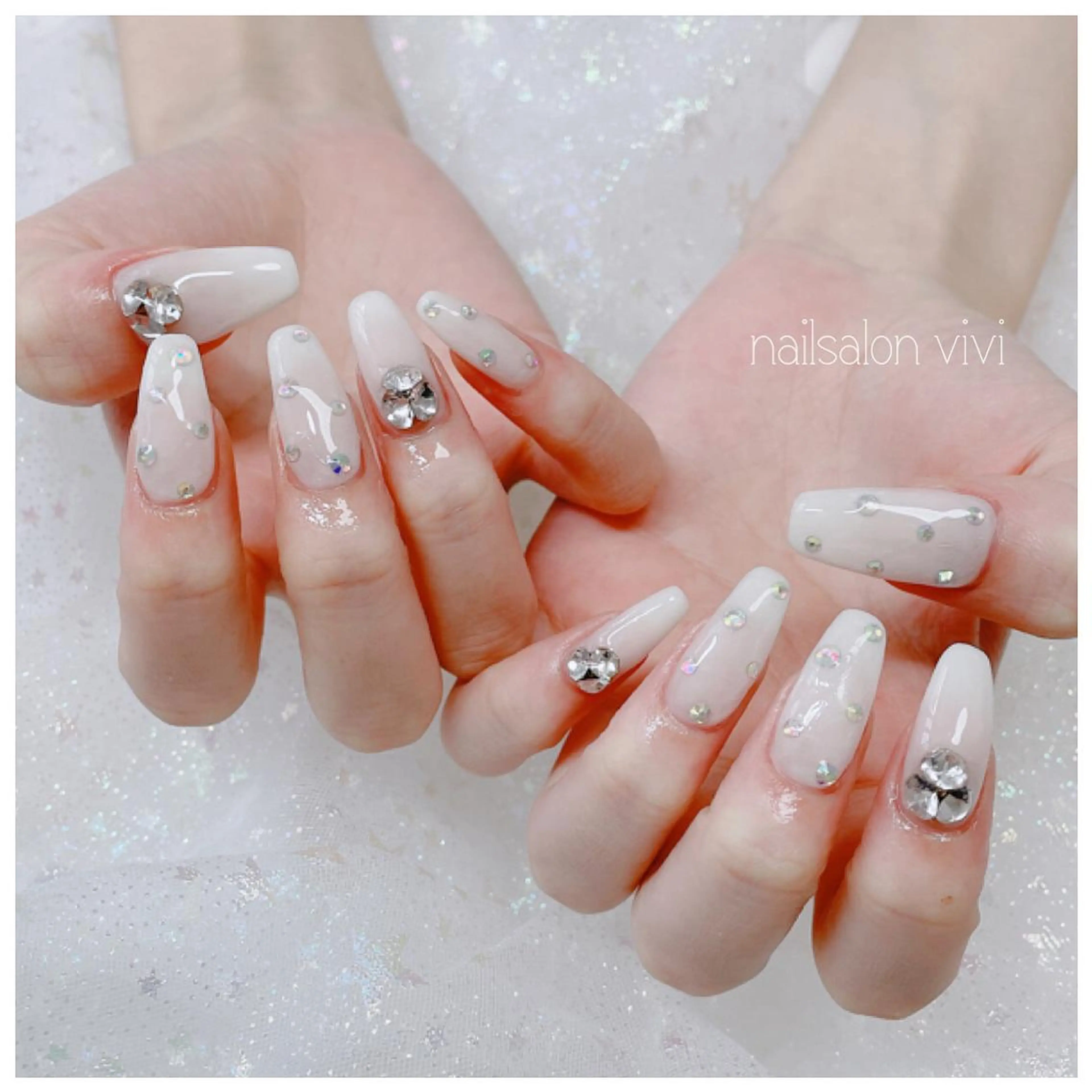 ネイル ＶＩＶＩ nailsalonのネイルデザイン