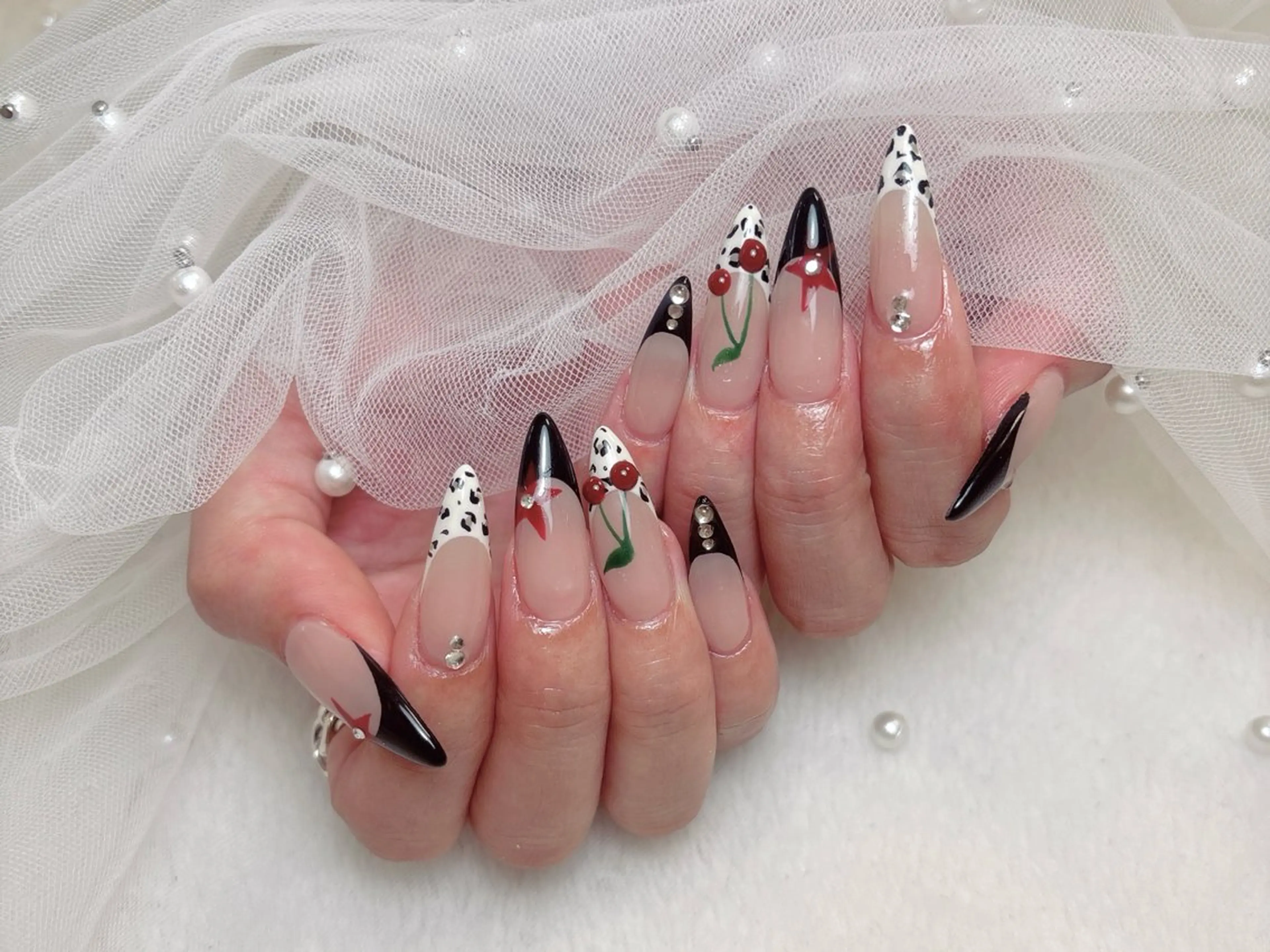 ネイル ハンドネイル ハンドケア R1🎀Nail💕 池袋東口店のネイルデザイン