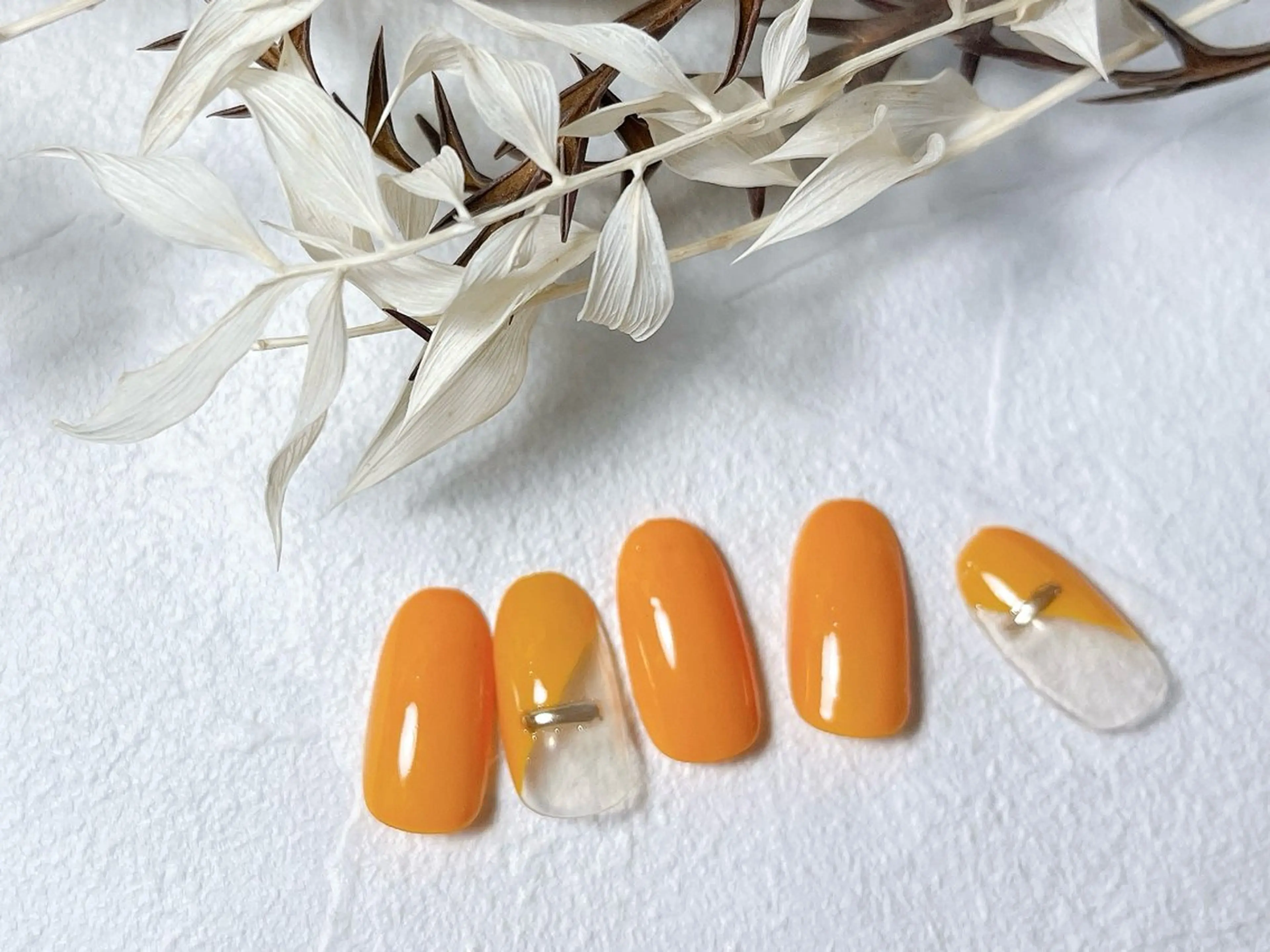 ネイル オーロラネイル フットネイル フレンチネイル ジェルネイル マグネットネイル kiki nail たまプラーザのネイルデザイン