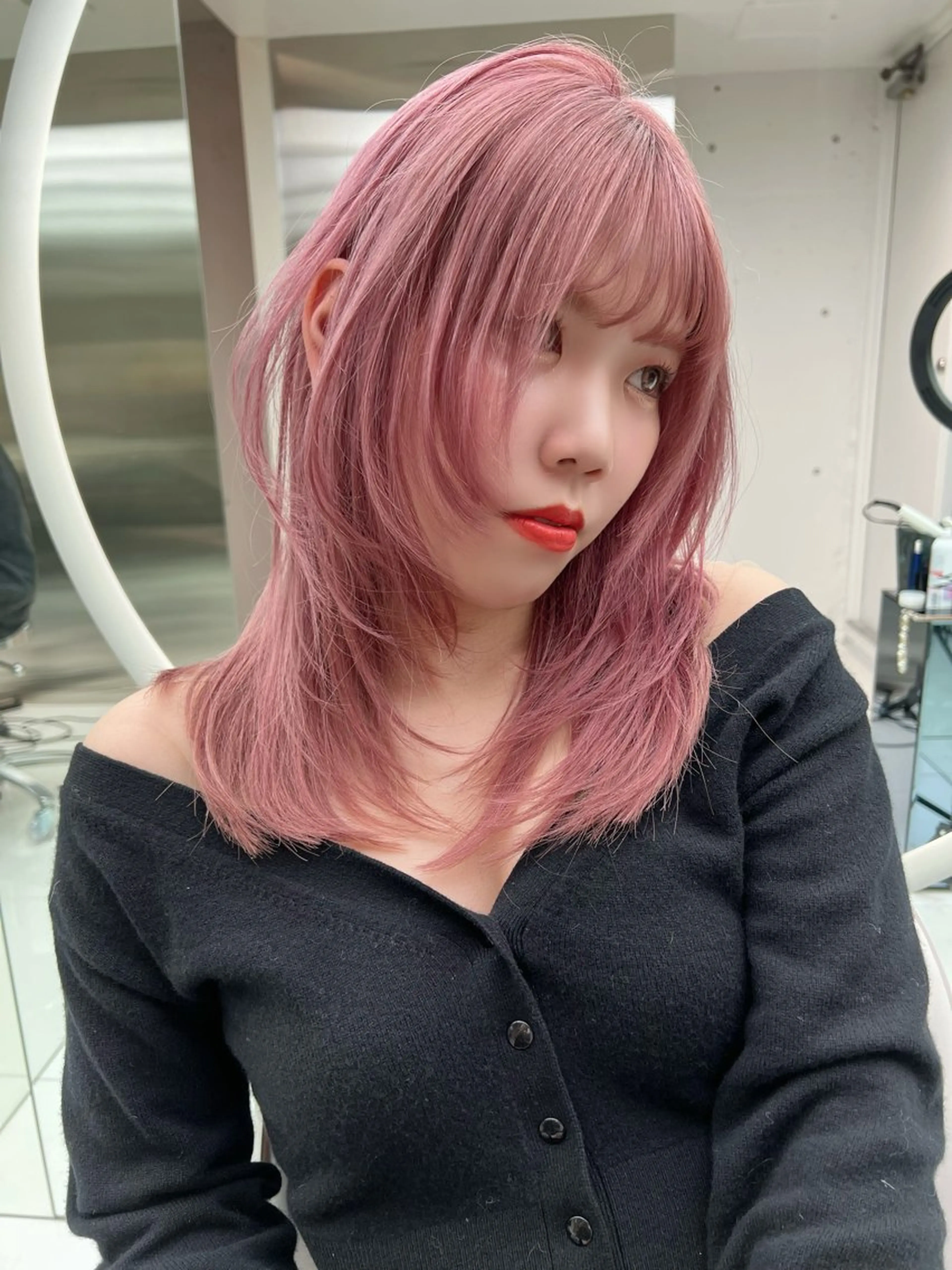 ミディアム REDEAL SHIBUYA所属・maya/レイヤー カット/ミインパーマのヘアスタイル