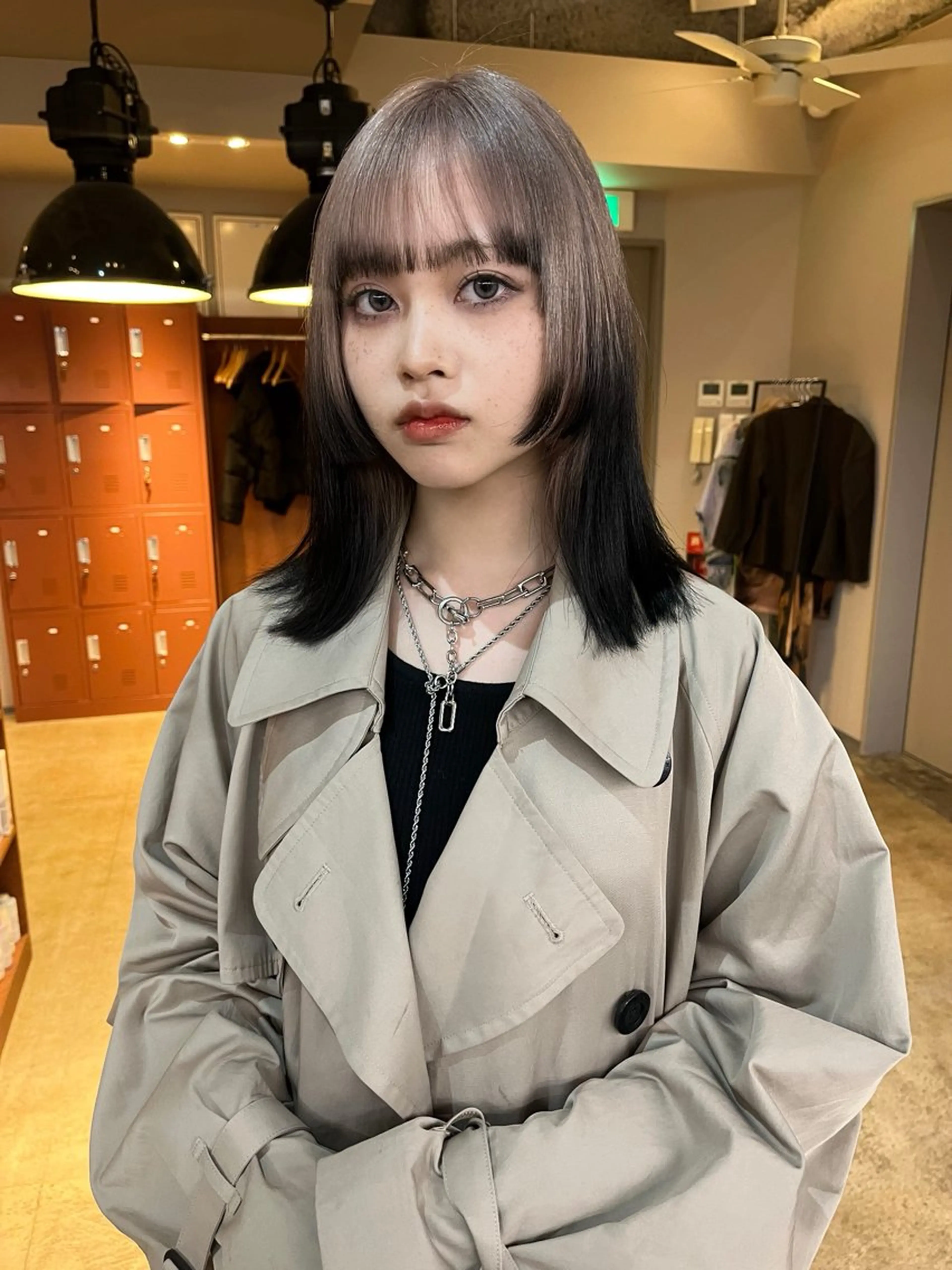 ミディアム カラー ブリーチ ケアブリーチ グラデーションカラー ハイトーンカラー 韓国風ヘア ヘアカラー トリートメント 🩷ハイトーン透明感 レイヤー🩷ユリカのヘアスタイル