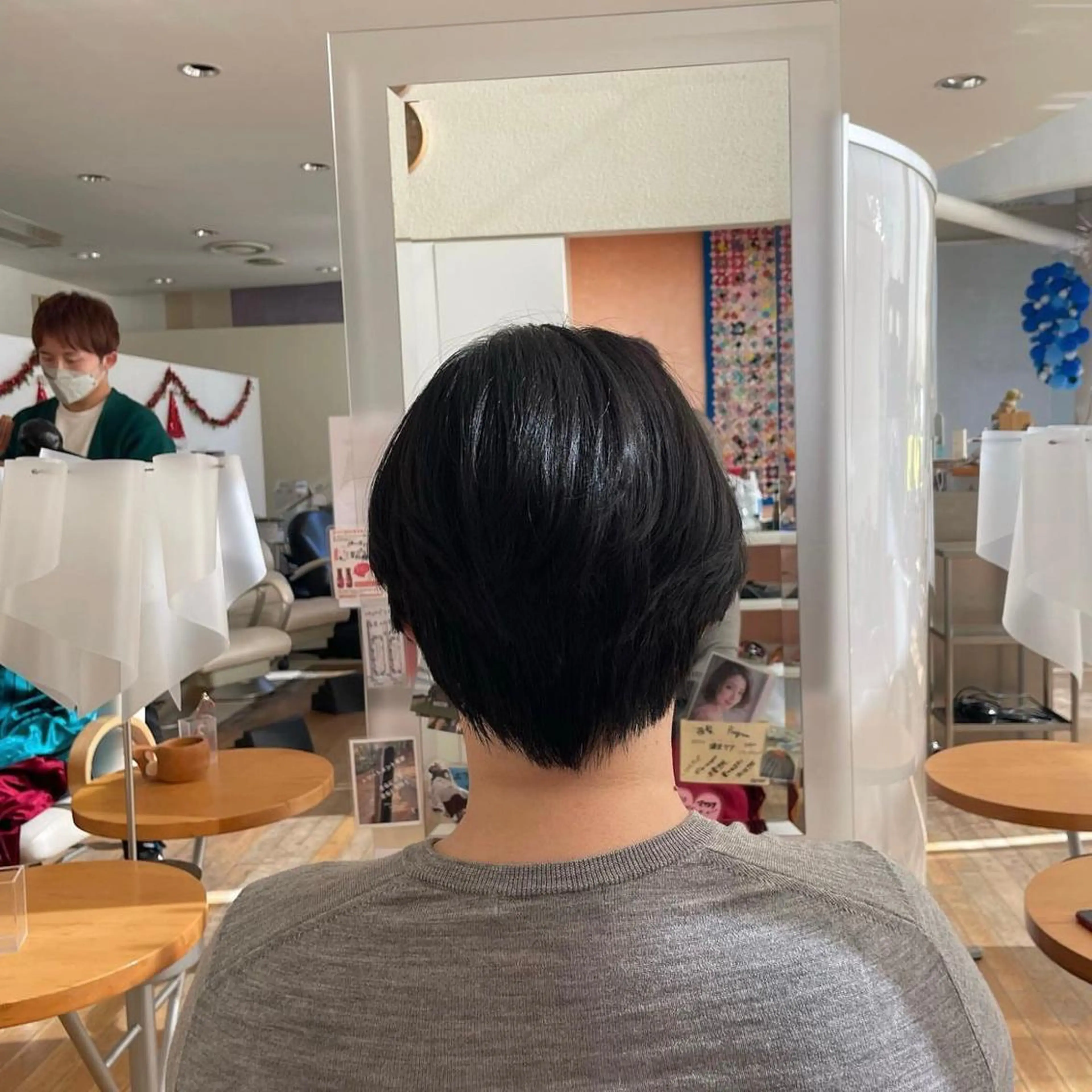 ショート ハンサムショート ショートヘア 艶ボブ🌼 MAHOのヘアスタイル