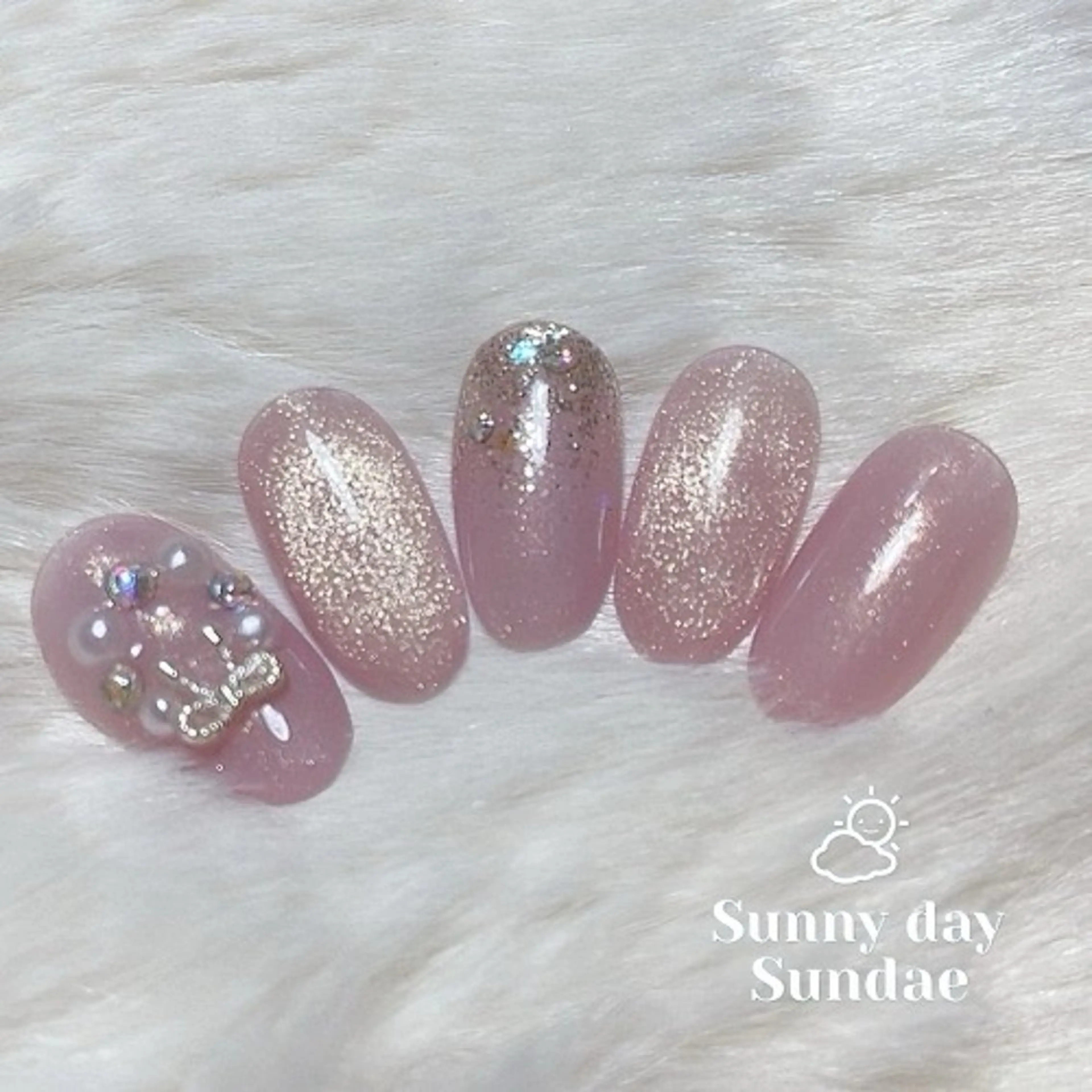 ネイル ジェルネイル マグネットネイル ワンカラーネイル パラジェル 冬ネイル ハンドネイル mako 🌷のネイルデザイン