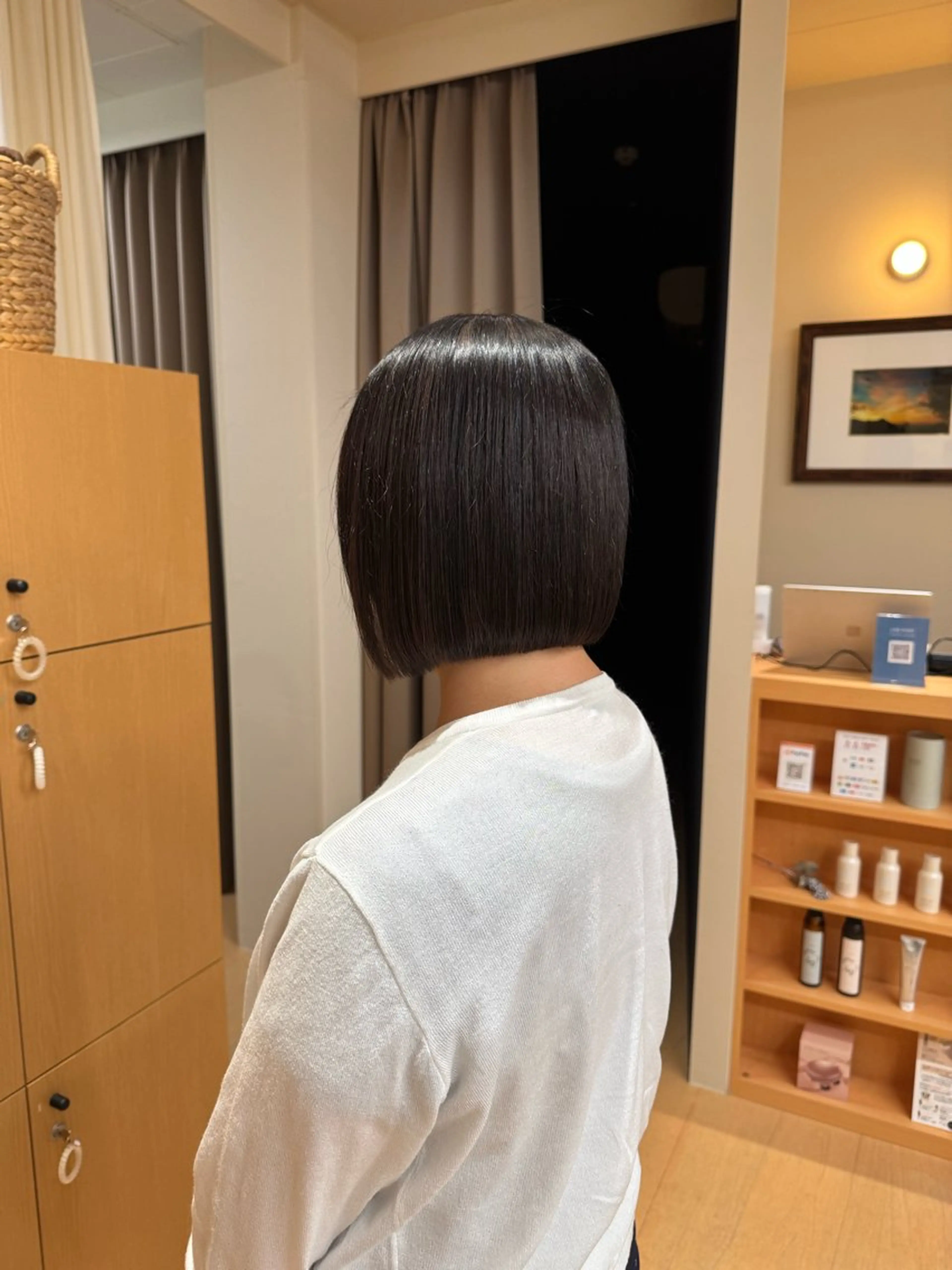 ミディアム カラー パーマ hina 🛋️ブリーチカラーのヘアスタイル