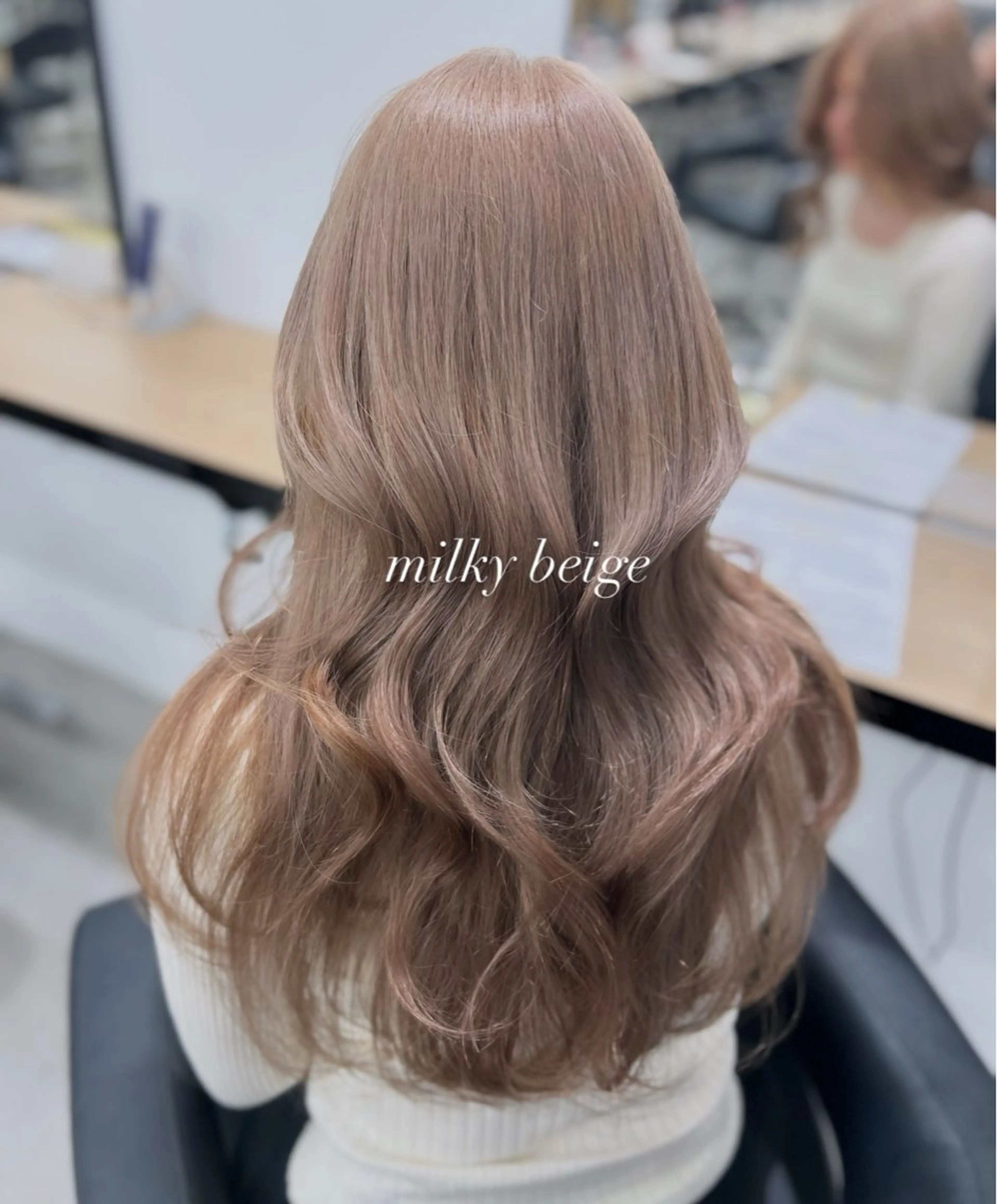 ロング カラー ヘアカラー トリートメント ヘッドスパ ヘアセット YUKA🤍ベージュ /ミルクティーのヘアスタイル