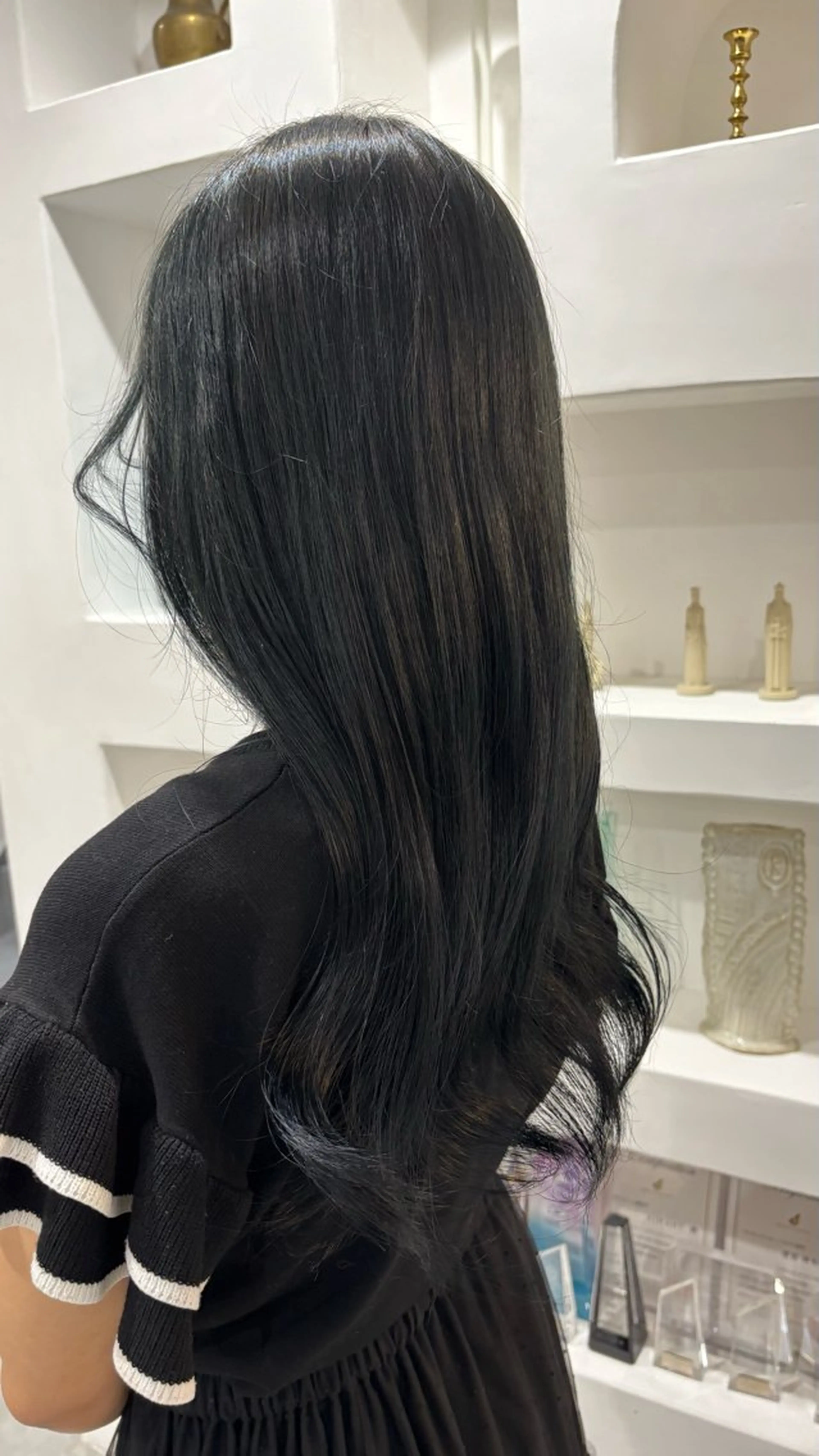 ロング カラー 伊藤 ゆいなのヘアスタイル