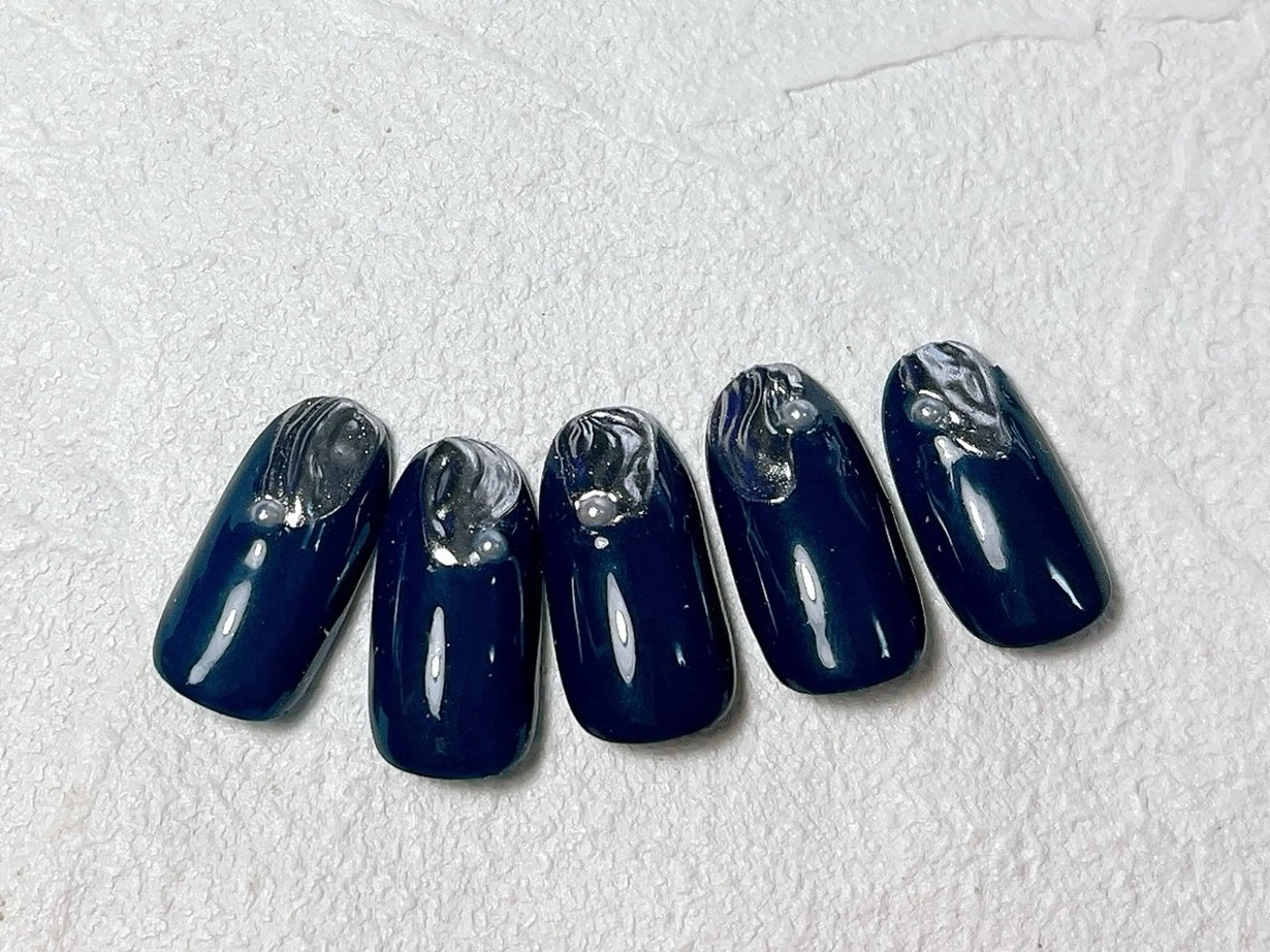 ネイル オーロラネイル フットネイル フレンチネイル ジェルネイル マグネットネイル kiki nail たまプラーザのネイルデザイン