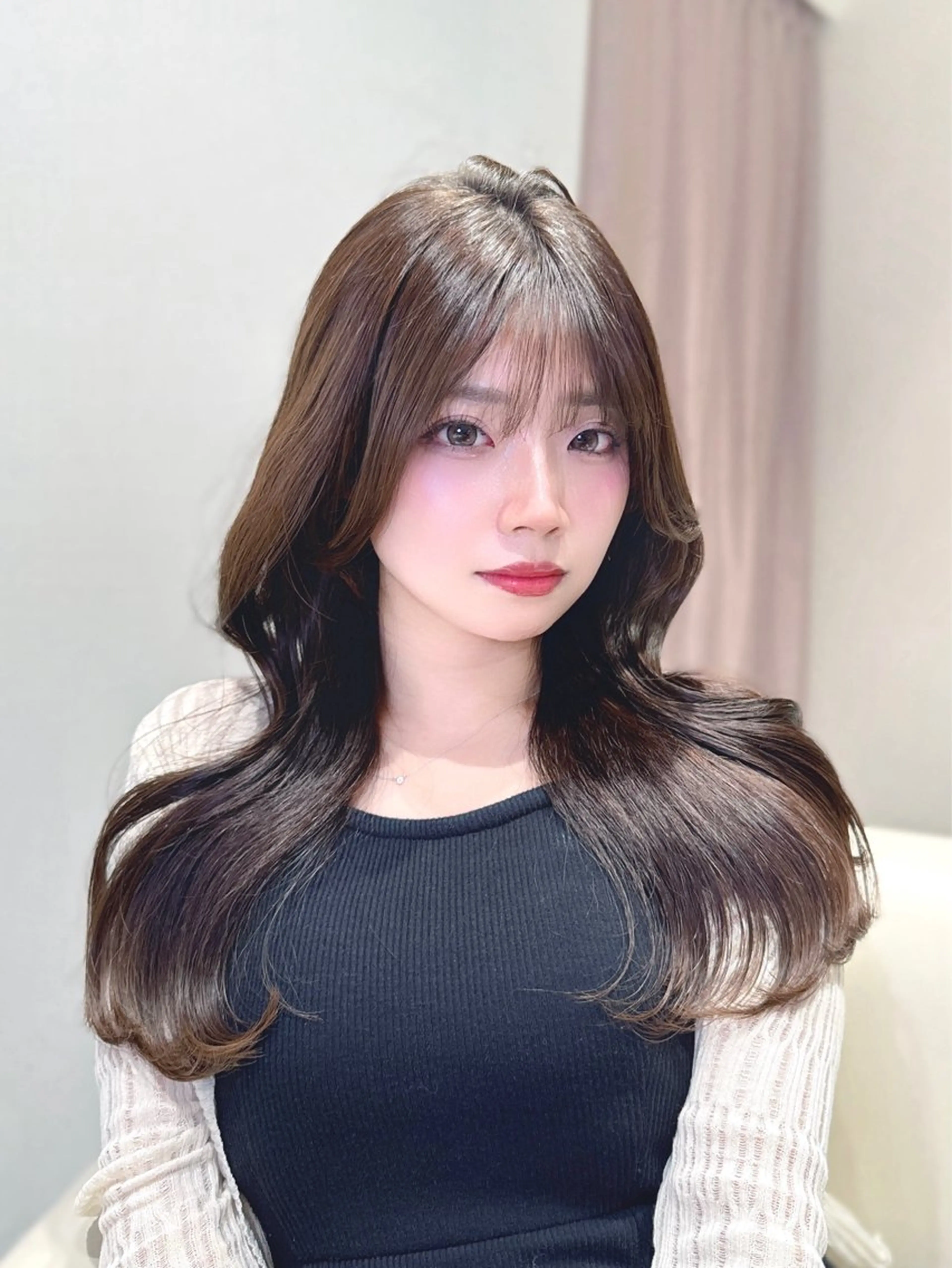 セミロング カラー カット ヘアカラー トリートメント ヘッドスパ ヘアセット 韓国ヘア/レイヤー/ 顔まわり/りょーとのヘアスタイル