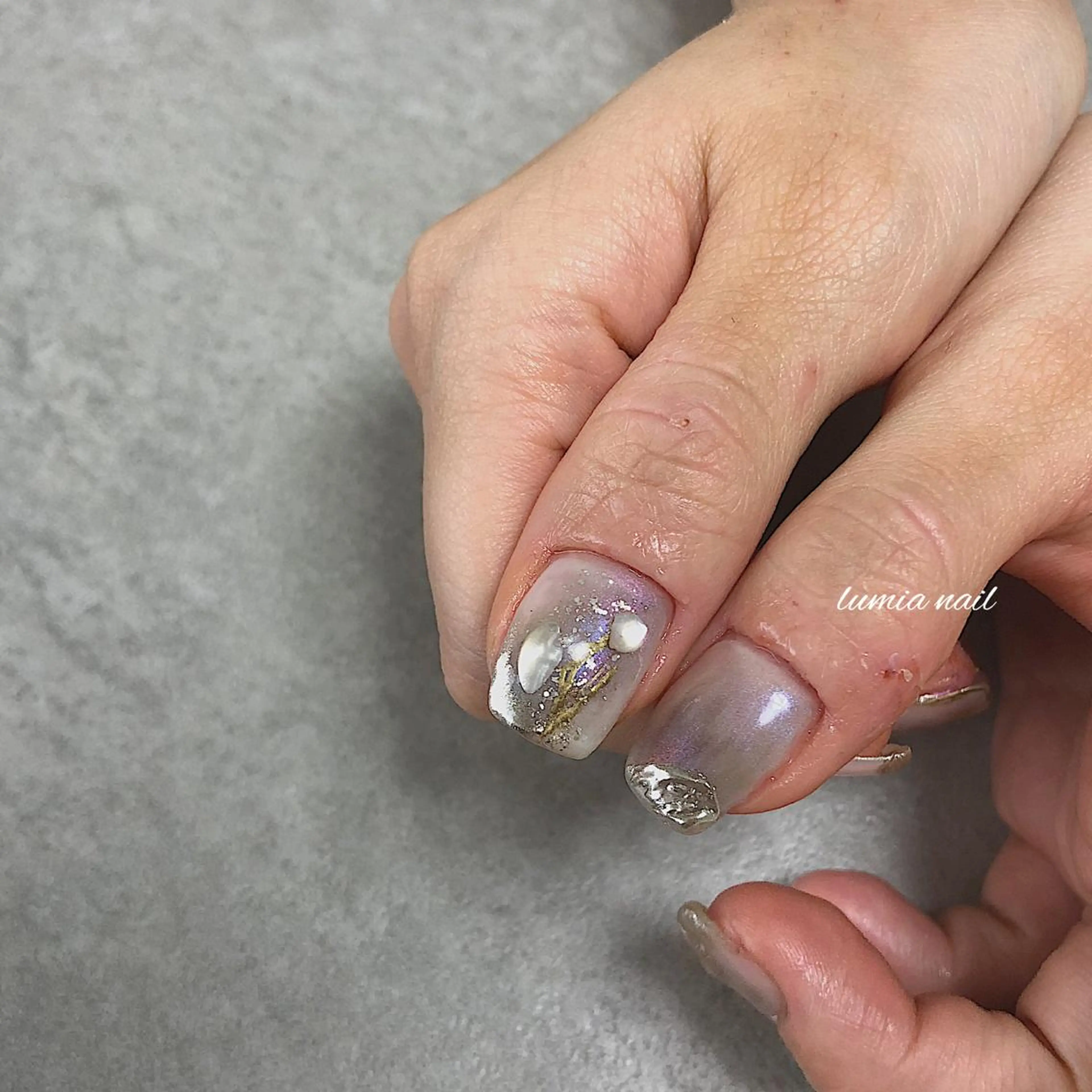 ネイル Rine 放出 (リネ)のネイルデザイン