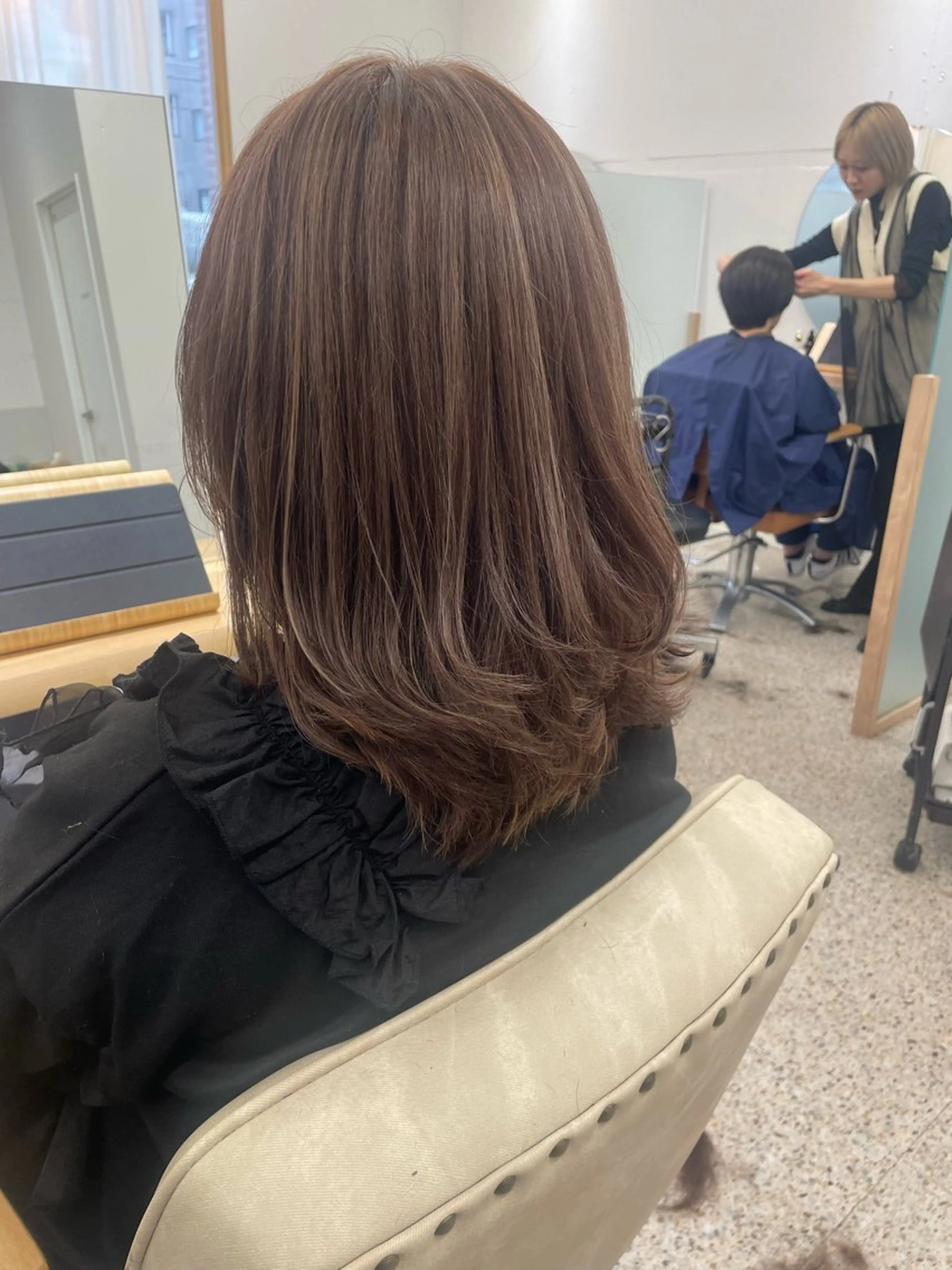 セミロング ヘアカラー unica by milly 【緑地公園】所属・ユニカバイミリー MISAKI🫧のヘアスタイル