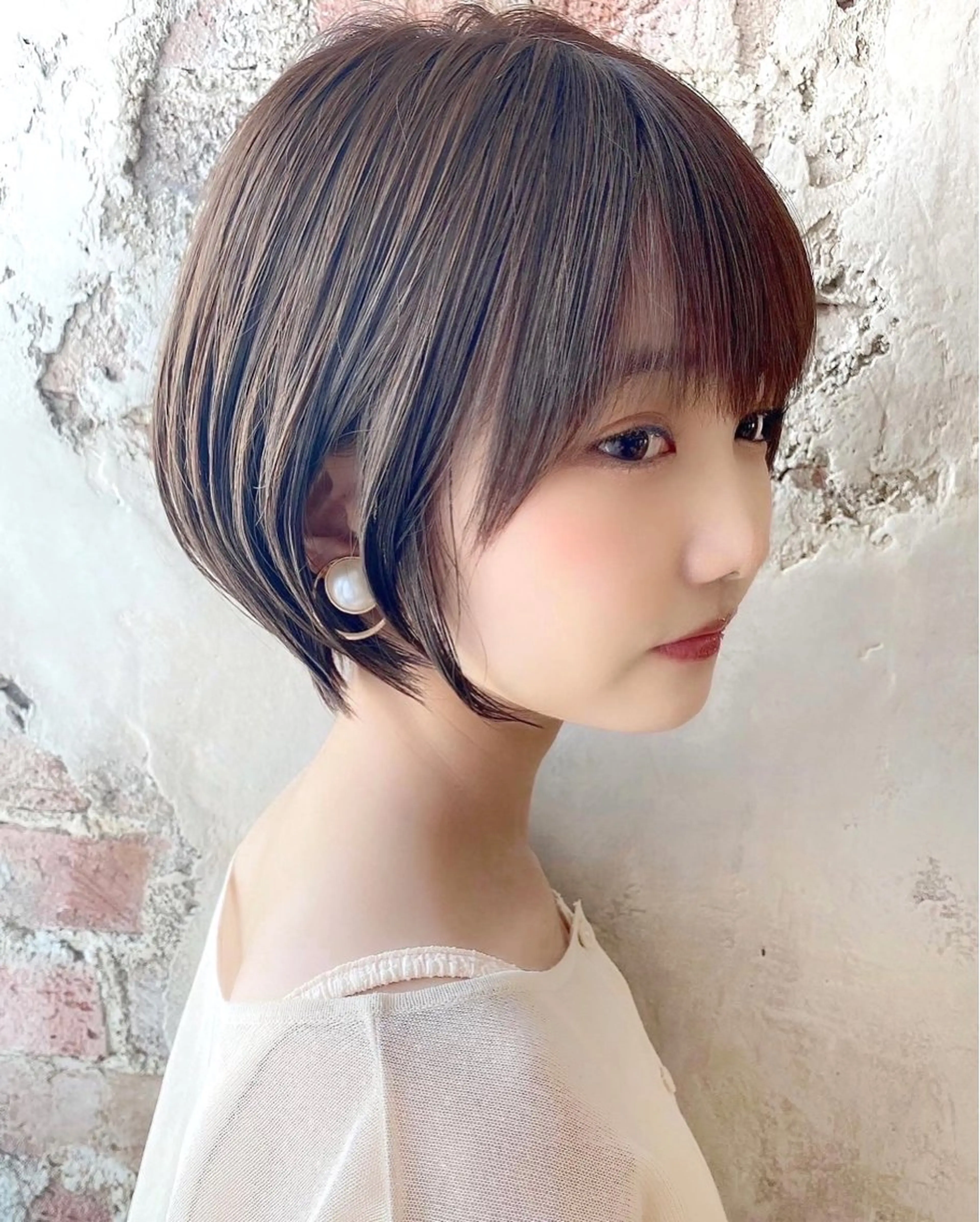 ショート カラー カット ヘアカラー トリートメント 💍新宿ショート 💍岩田莉奈のヘアスタイル