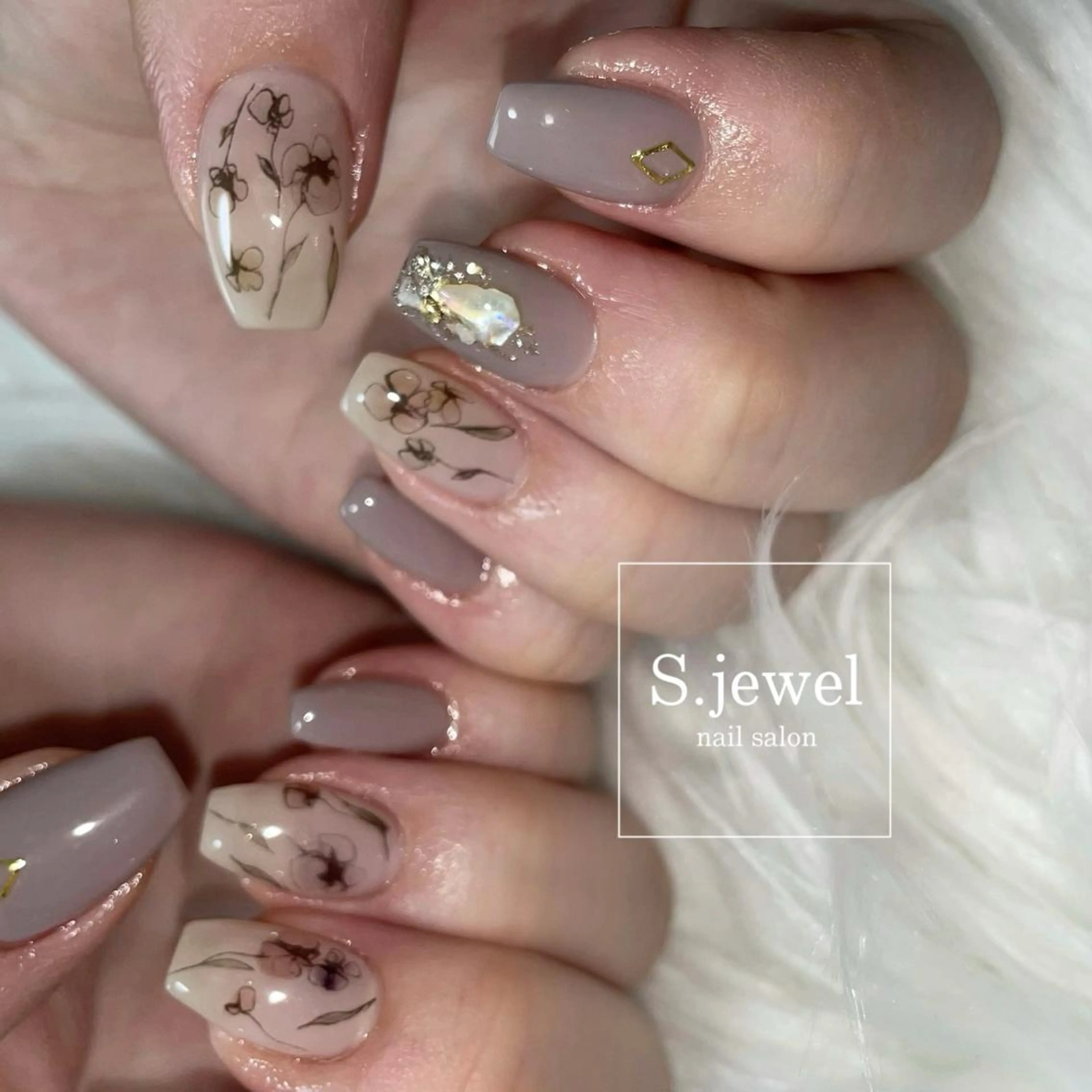 ネイル S♡JEWEL所属・S. JEWELのネイルデザイン