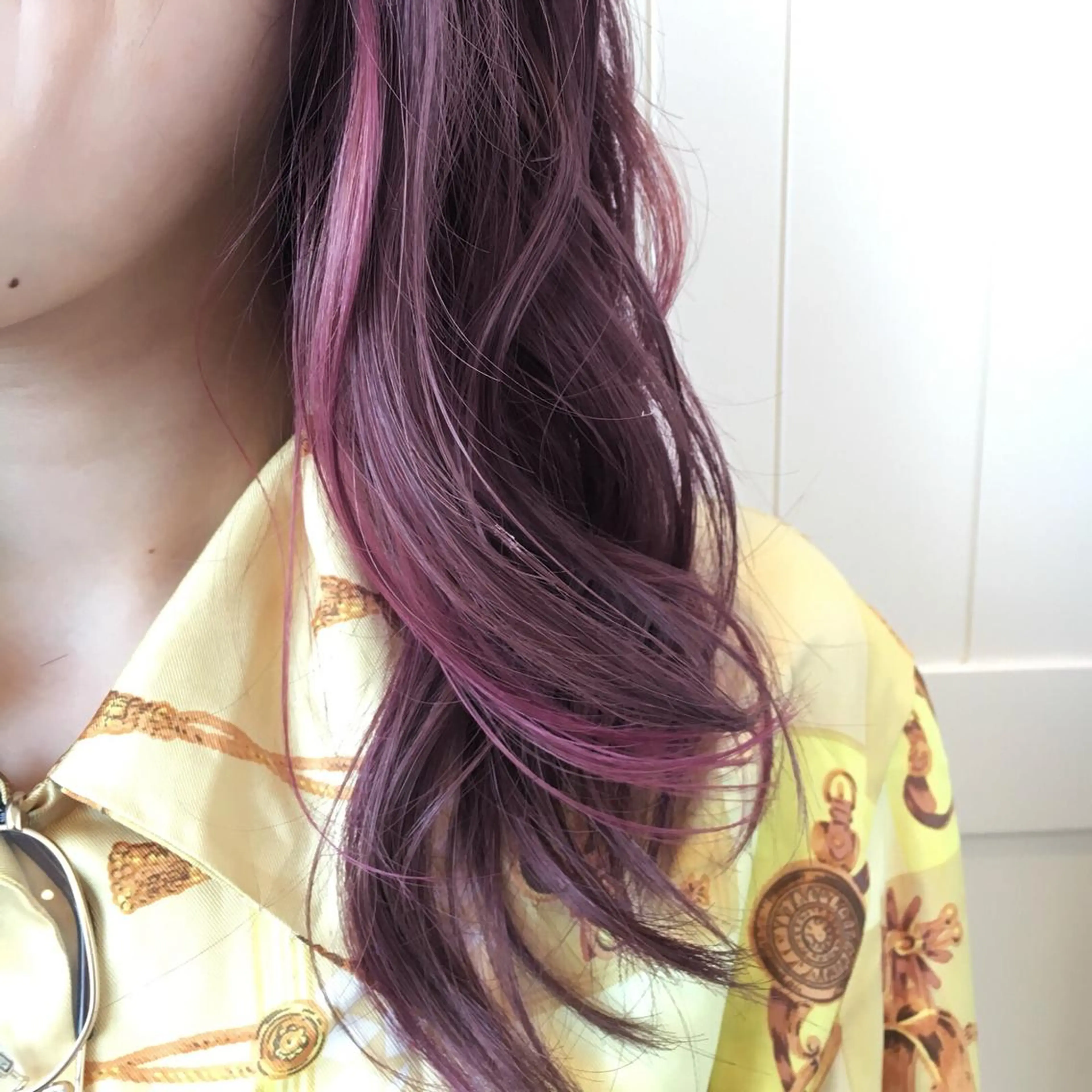 ミディアム カラー ANNA ／艶髪／ハイトーンのヘアスタイル