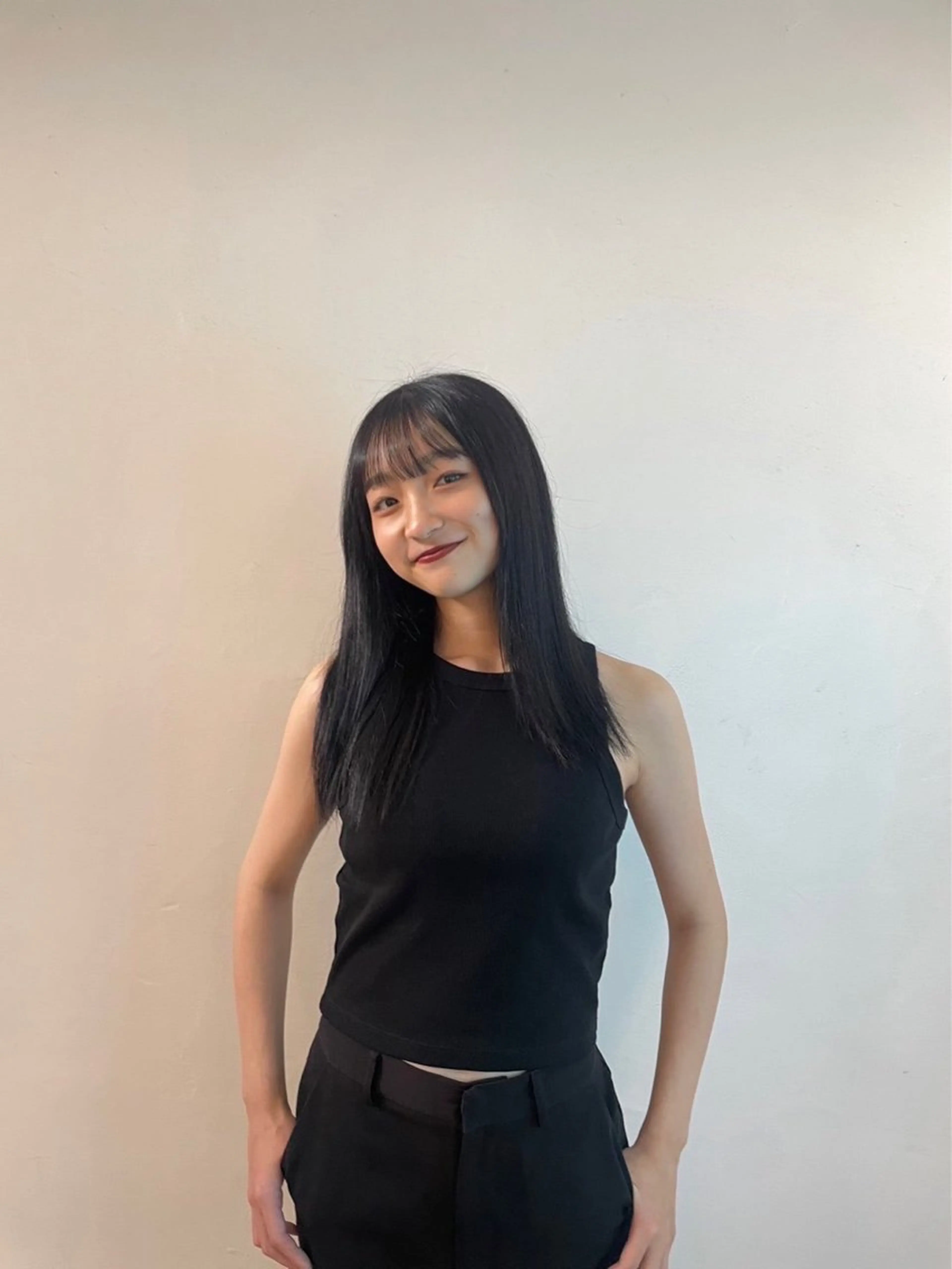 セミロング カラー ヘアカラー トリートメント 🌟暖色系ハイトーン 🌟AIのヘアスタイル