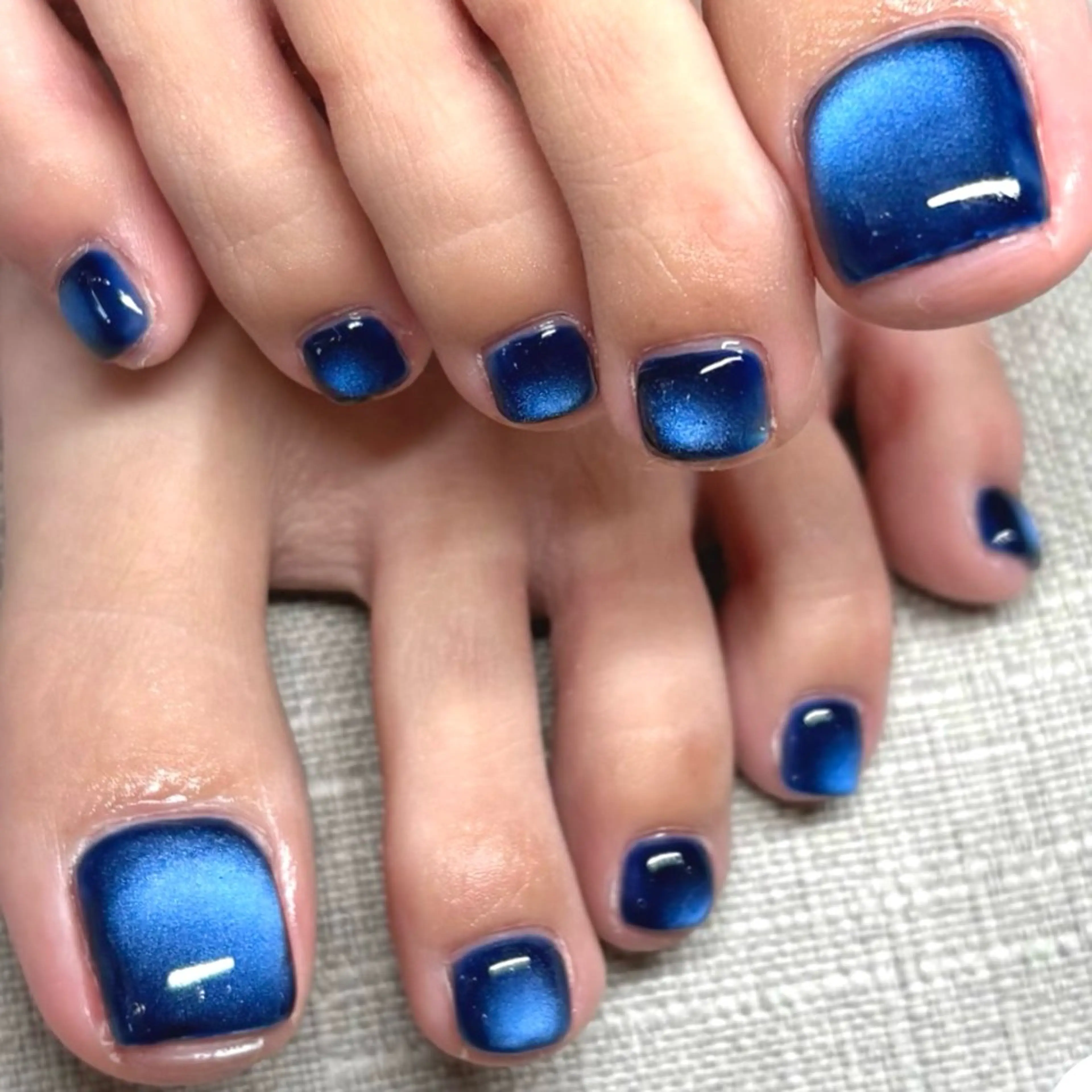 ネイル Platluce. AINAのネイルデザイン