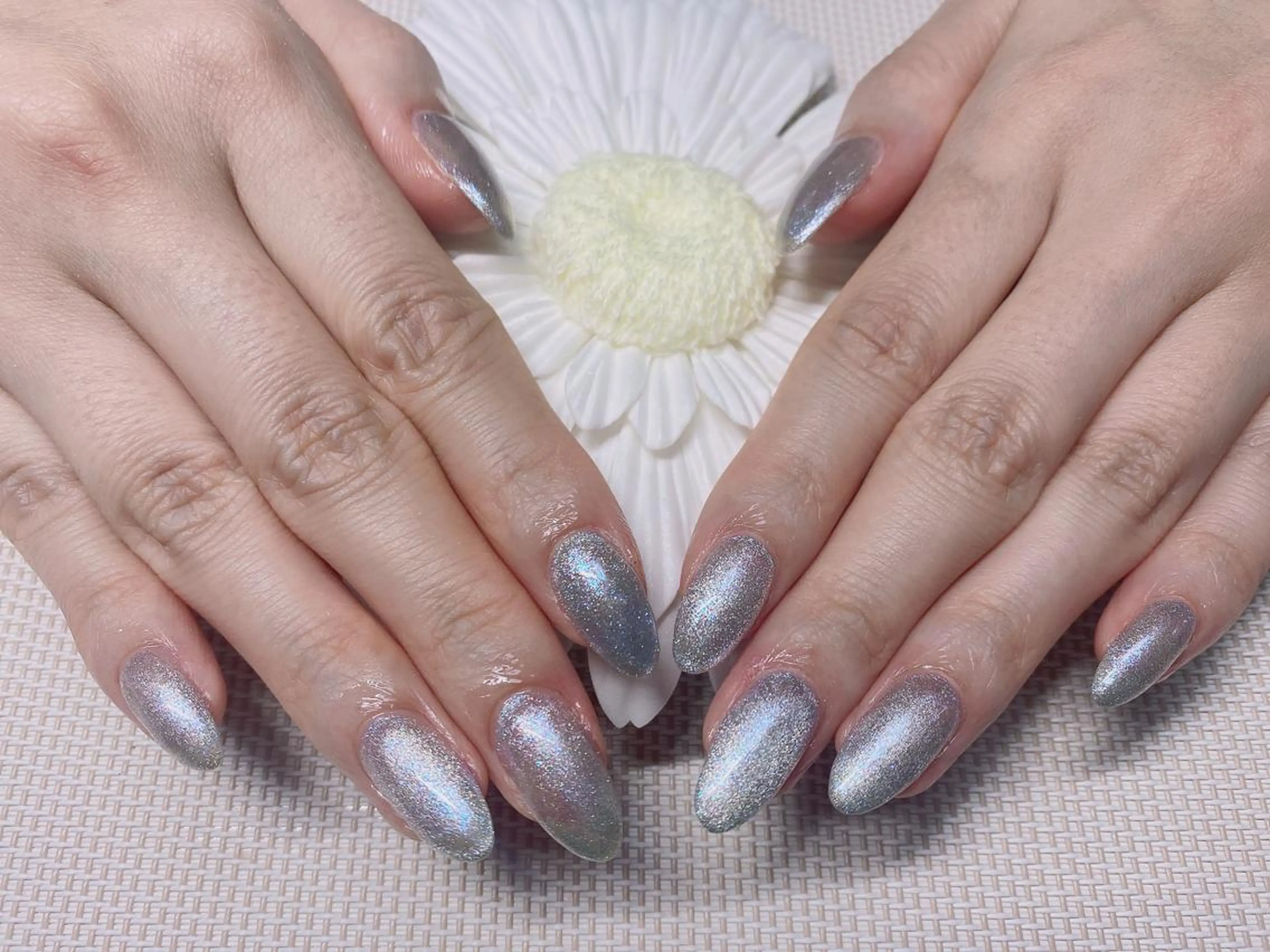 ネイル マグネットネイル シルバー Jasmine nailsalon所属・ジャスミン ネイルサロンのネイルデザイン