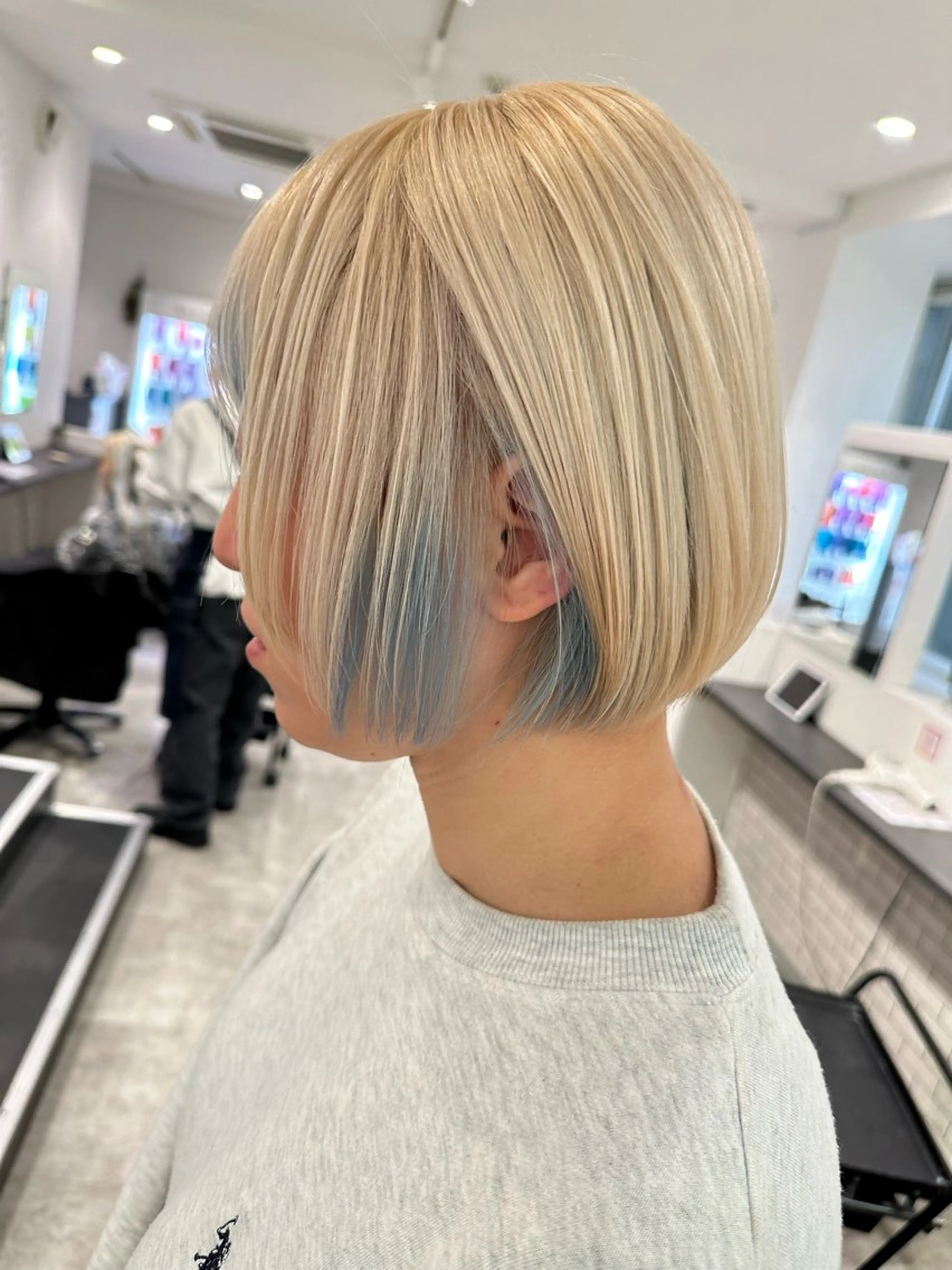 ショート カラー ヘアカラー JILBLAN京都 ショート/ハイライトのヘアスタイル