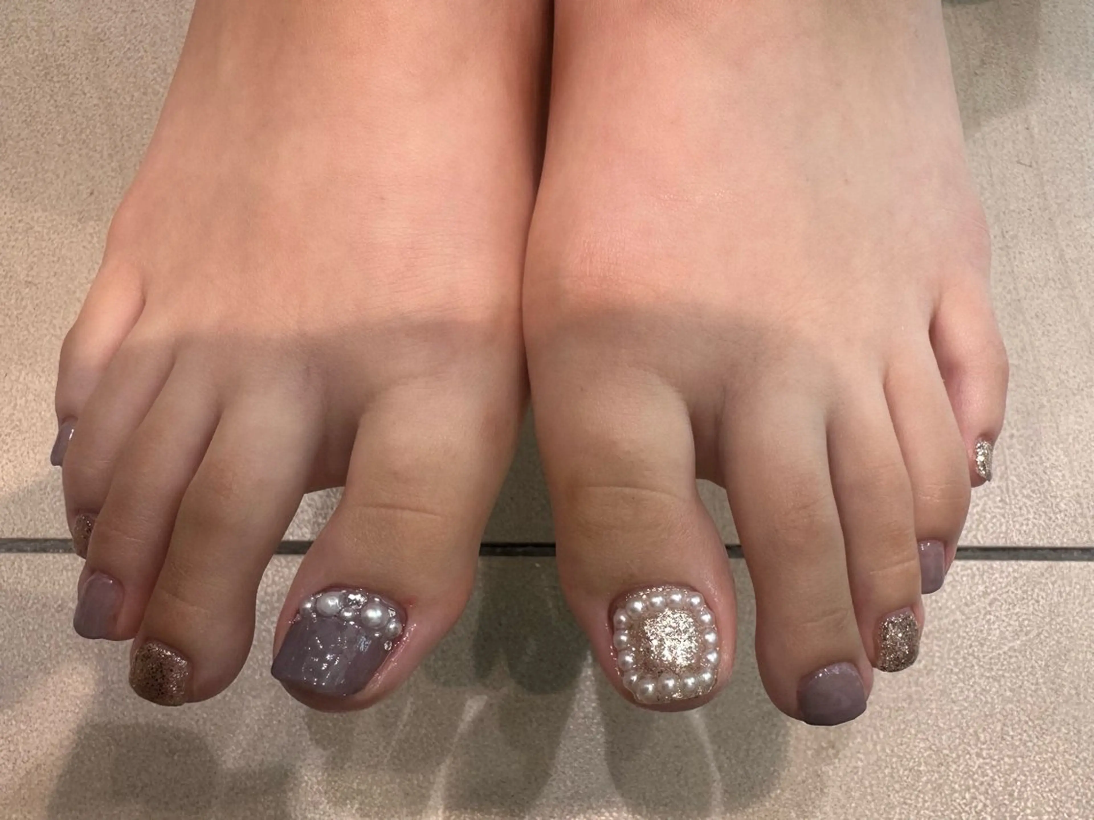 ネイル 月、水、木限定 和泉樹理のネイルデザイン