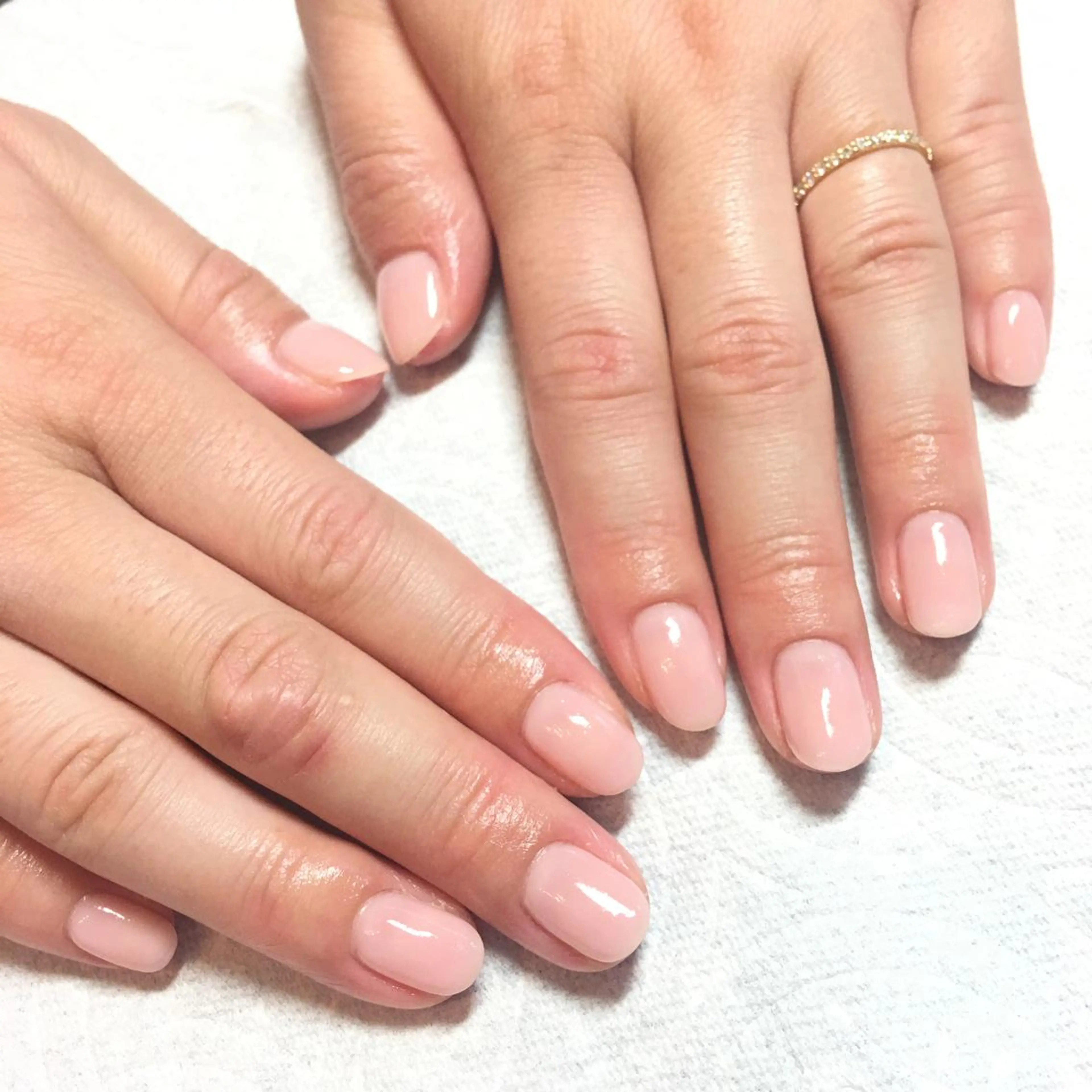 ネイル ワンカラーネイル シンプルネイル THECOLORS所属・近貞 莉奈のネイルデザイン