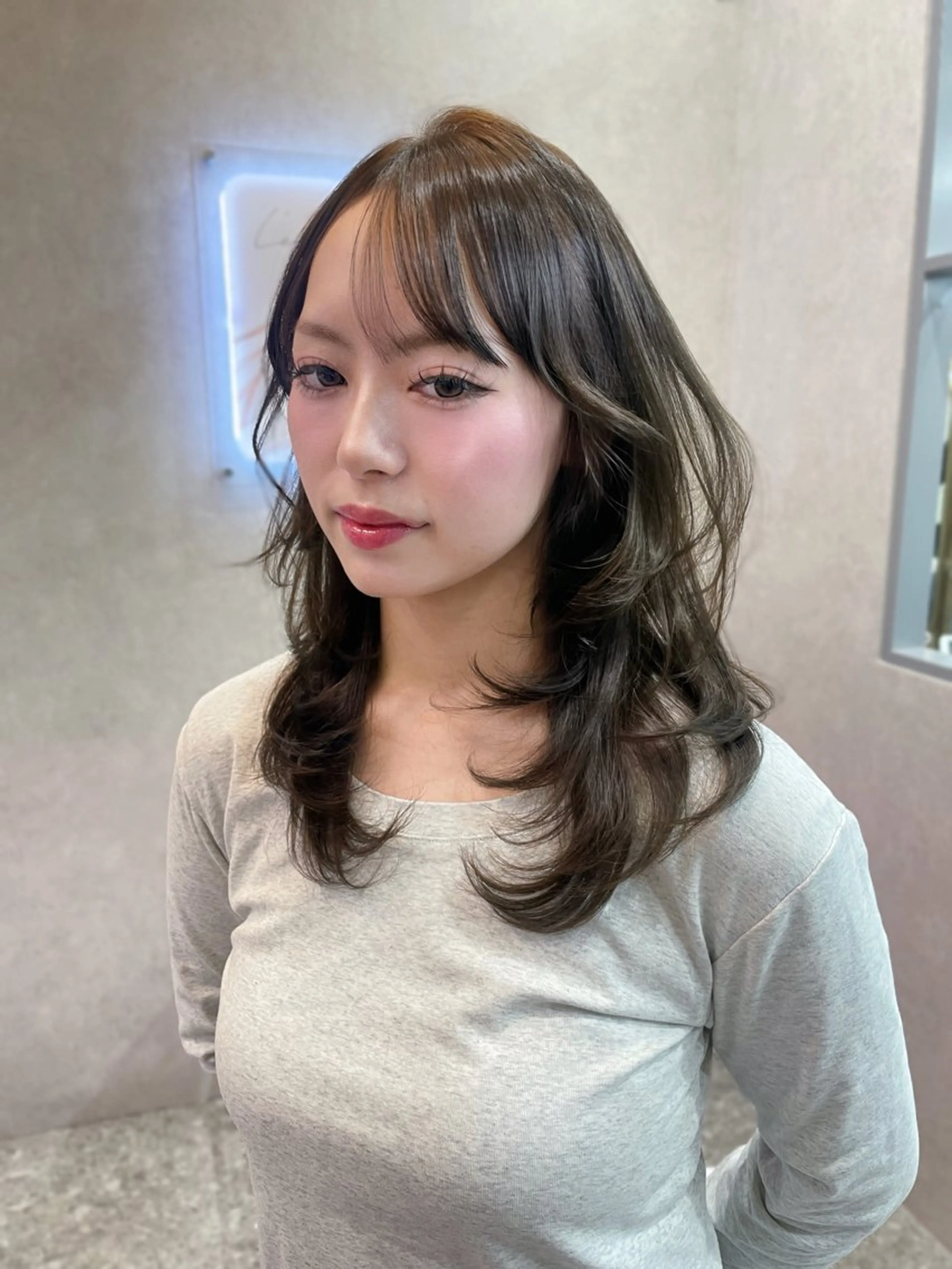 セミロング カット ヘアカラー MOE 福岡韓国ヘア✧︎のヘアスタイル