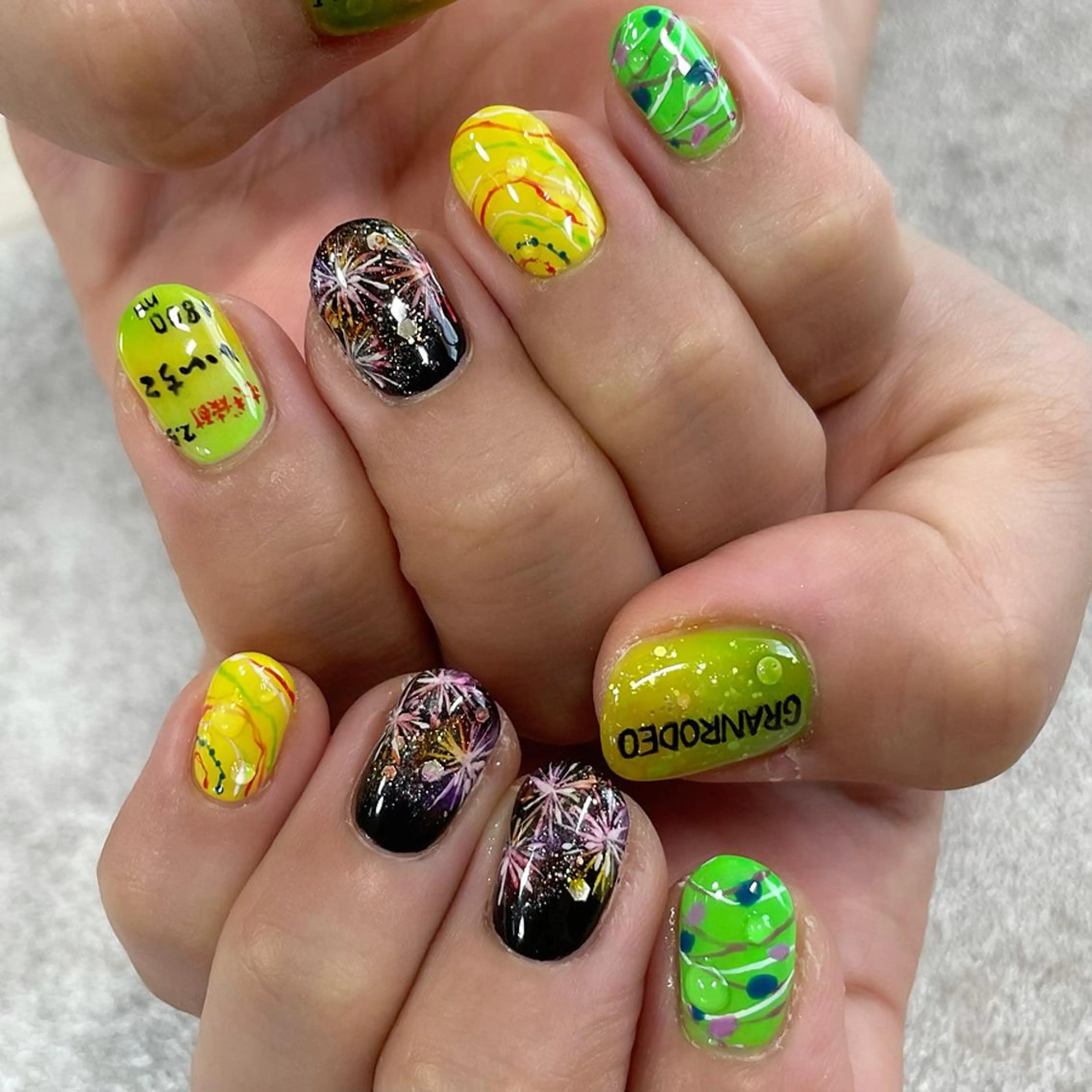 ネイル 東 千夏のネイルデザイン