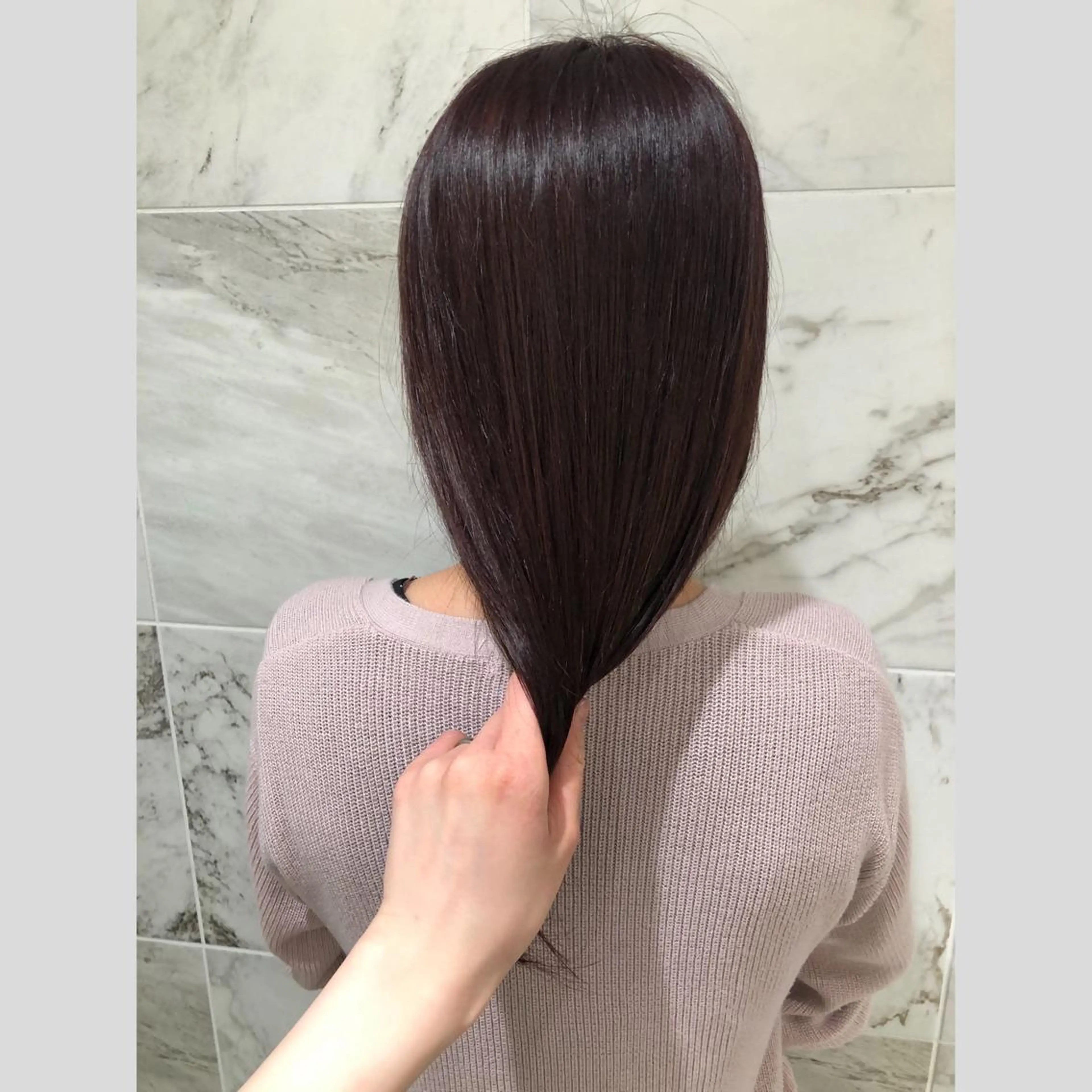 セミロング カラー SANDRO所属・SANDRO eno☺︎のヘアスタイル