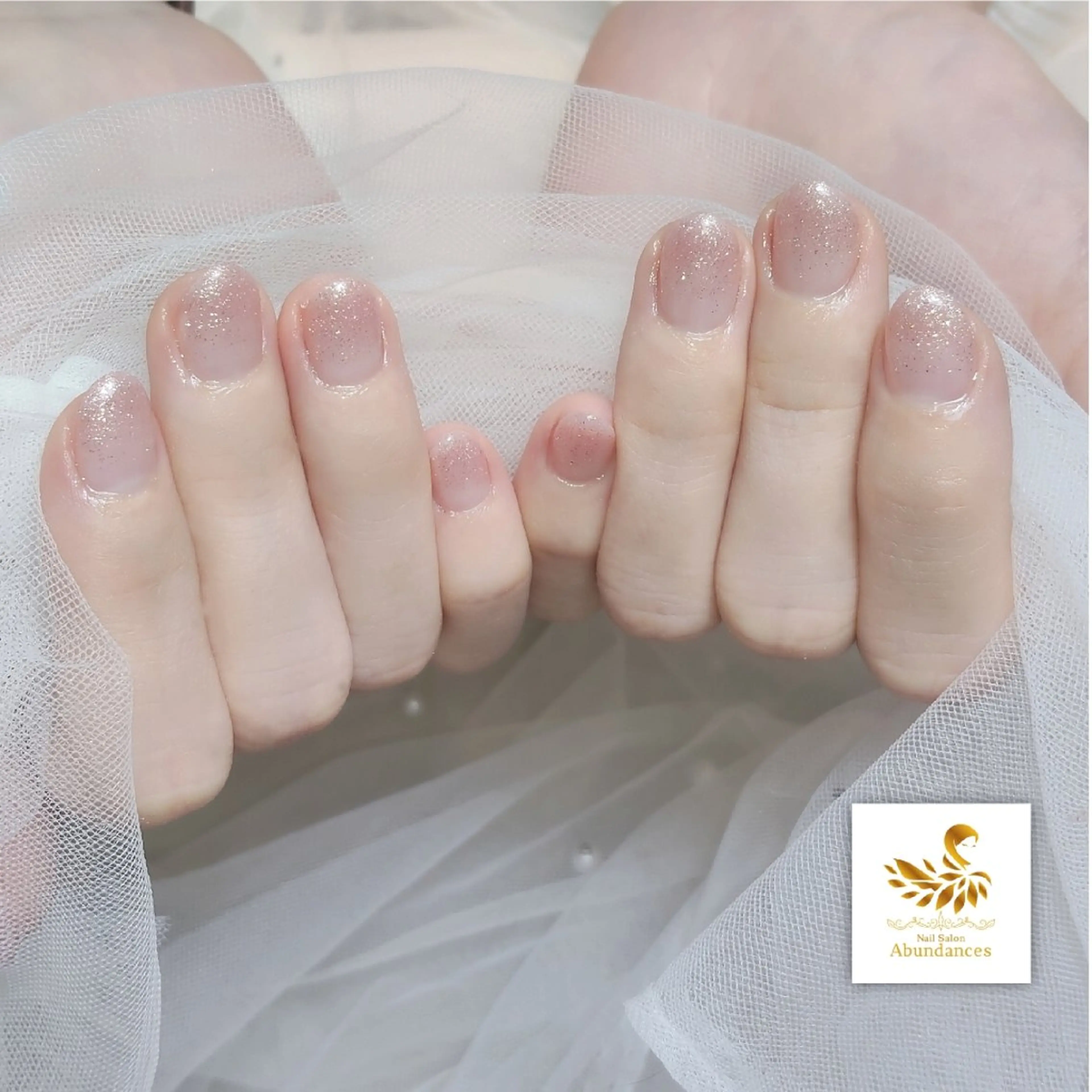 ネイル 桜ネイル グラデーション ラメ(グリッター) ハンドネイル 完全予約制個室サロン Abundancesのネイルデザイン