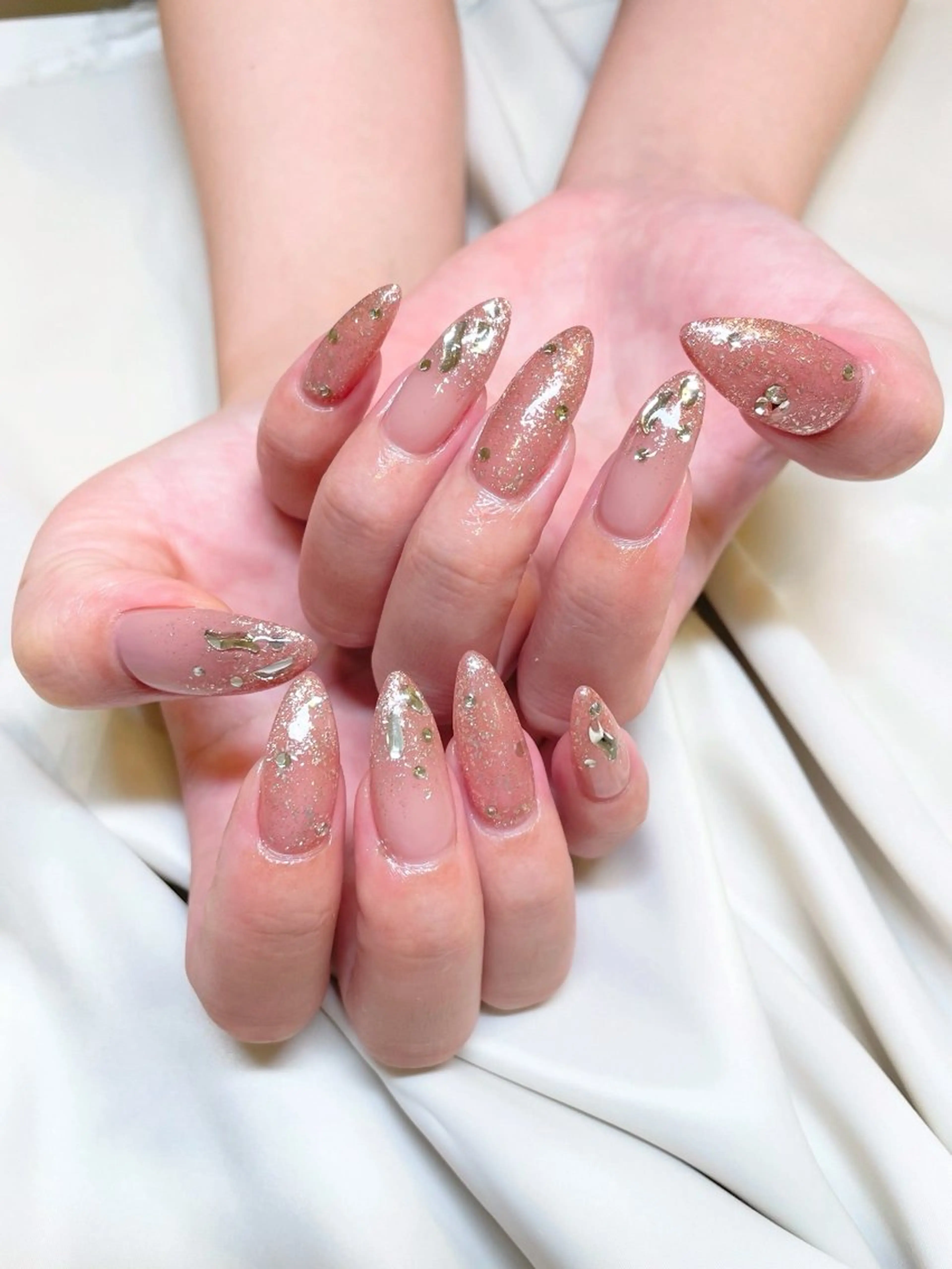 ネイル グラデーション ラメ(グリッター) ラメグラデーション ピンク ハンドネイル ui nailのネイルデザイン