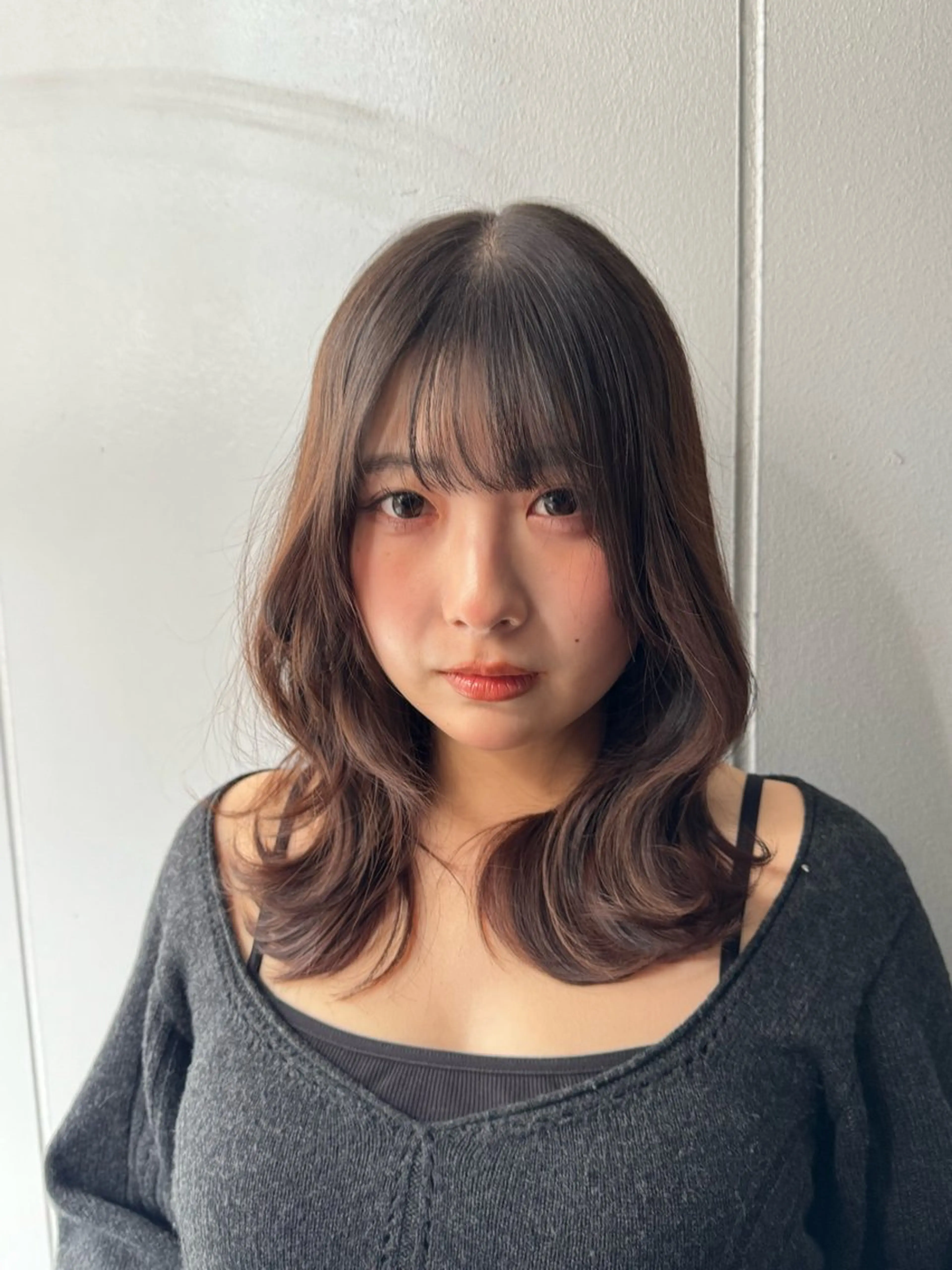 セミロング カラー ブラウンカラー 透明感カラー くびれヘア くびれレイヤー レイヤーカット SALOWIN新宿三丁目【サロウィン】所属・レイヤー🔶髪質改善 🔶透明感カラー青木のヘアスタイル