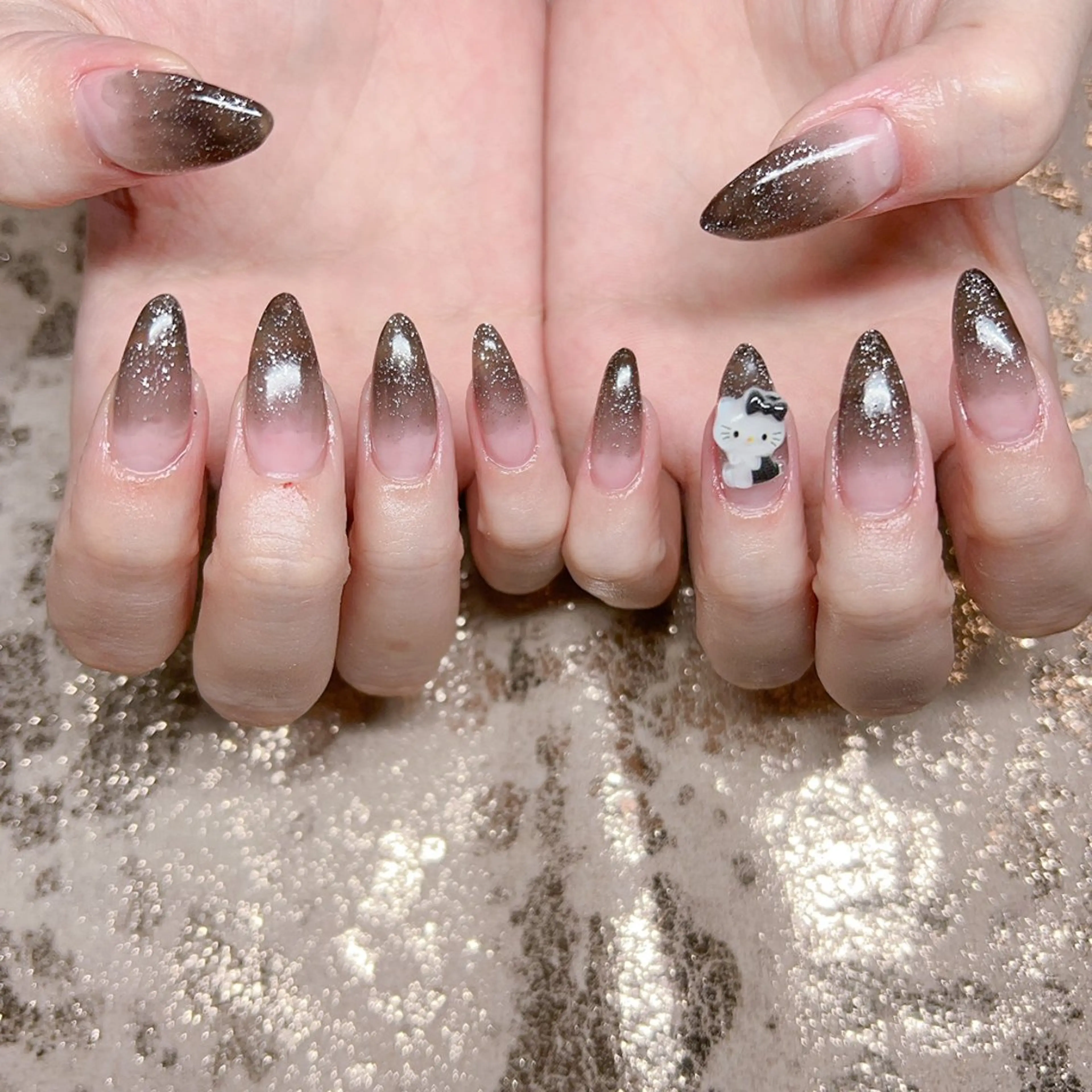 ネイル 個室ネイルサロンDolly Girl〜ドーリーガール〜所属・DollyGirl KYOKOのネイルデザイン