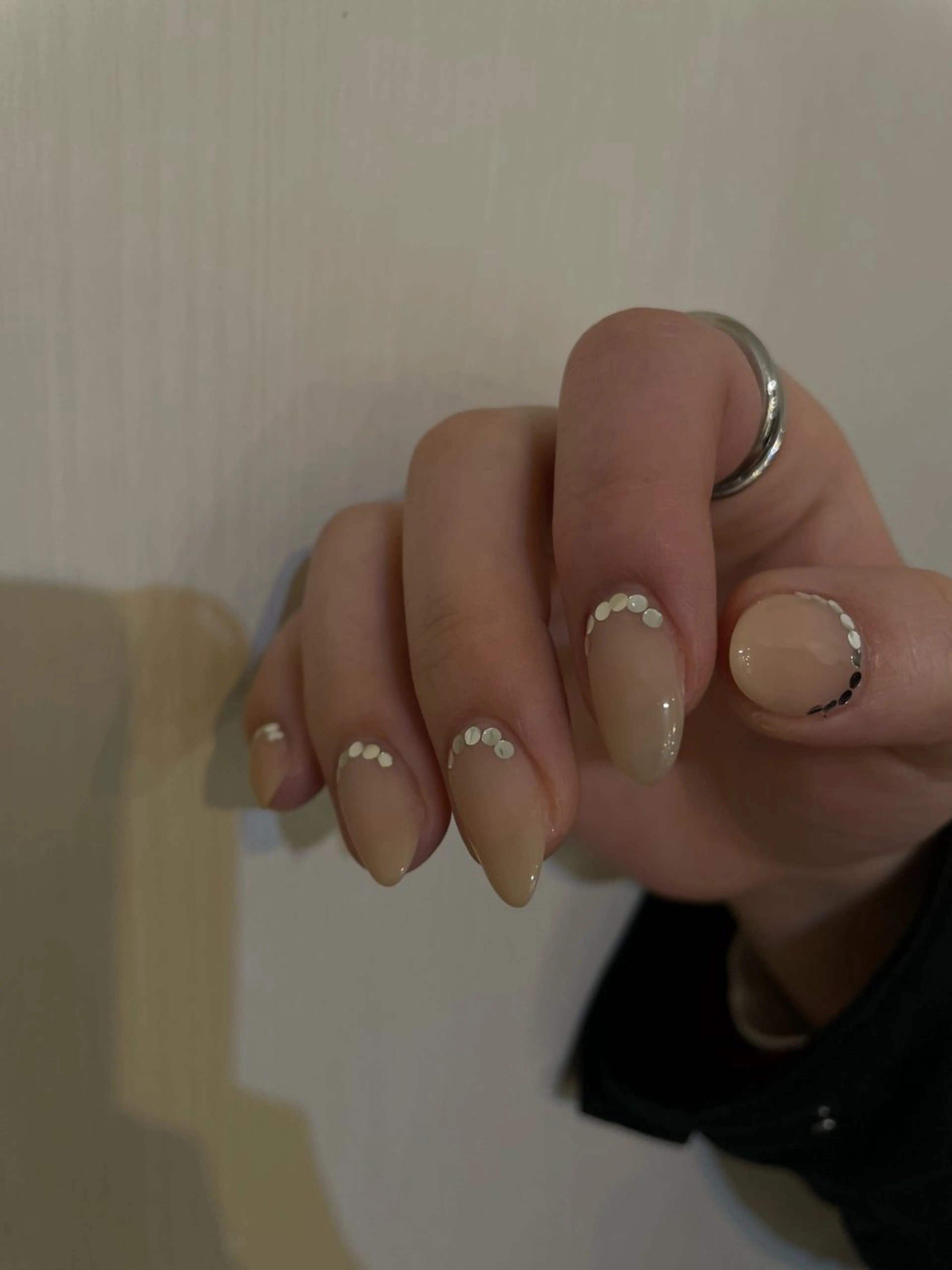 ネイル ハンドネイル ワンホン／ニュアンス Ayanoのネイルデザイン