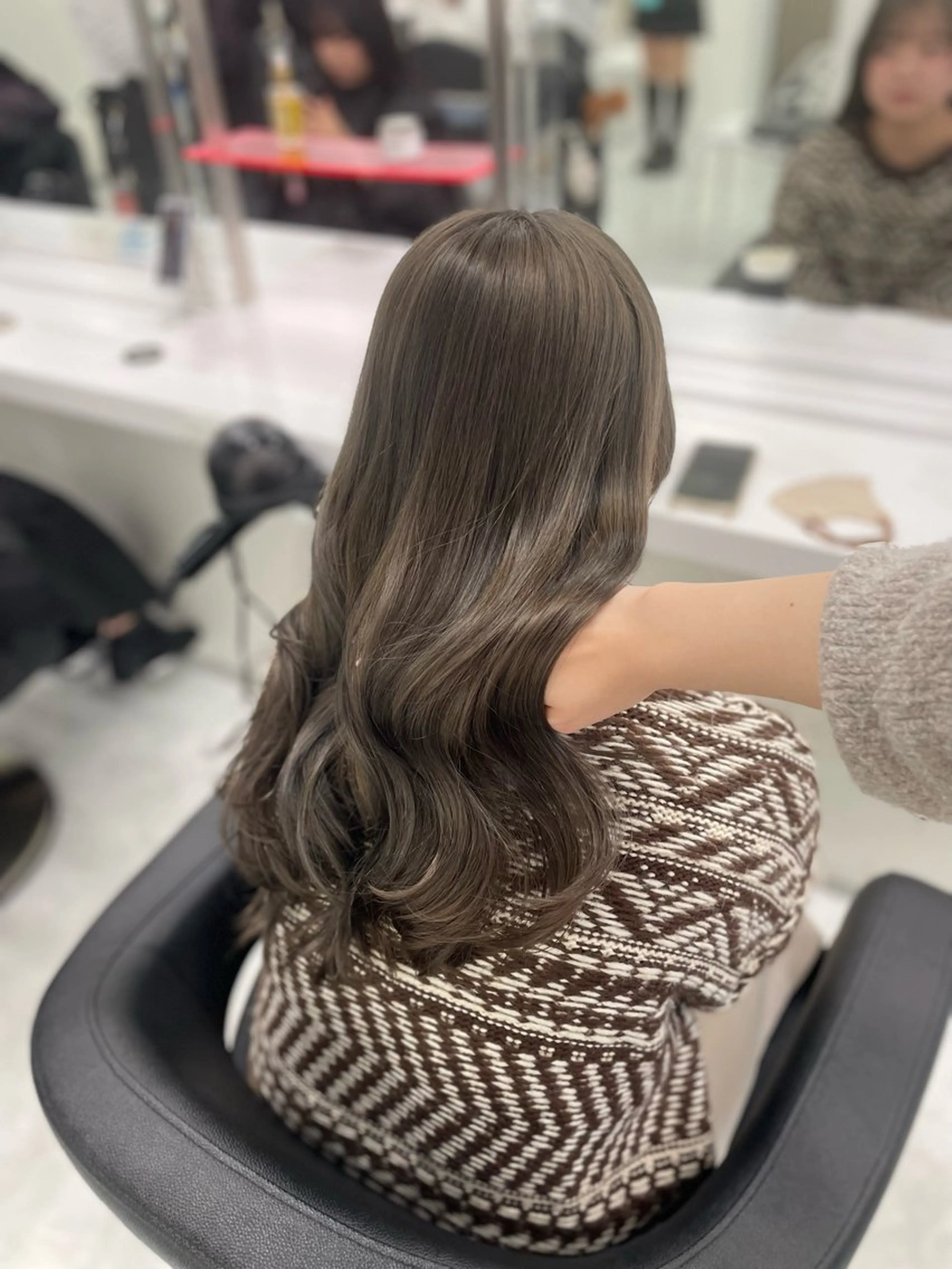 セミロング 🪞韓国🤍大人っぽ 艶髪🤍FRUITSのヘアスタイル