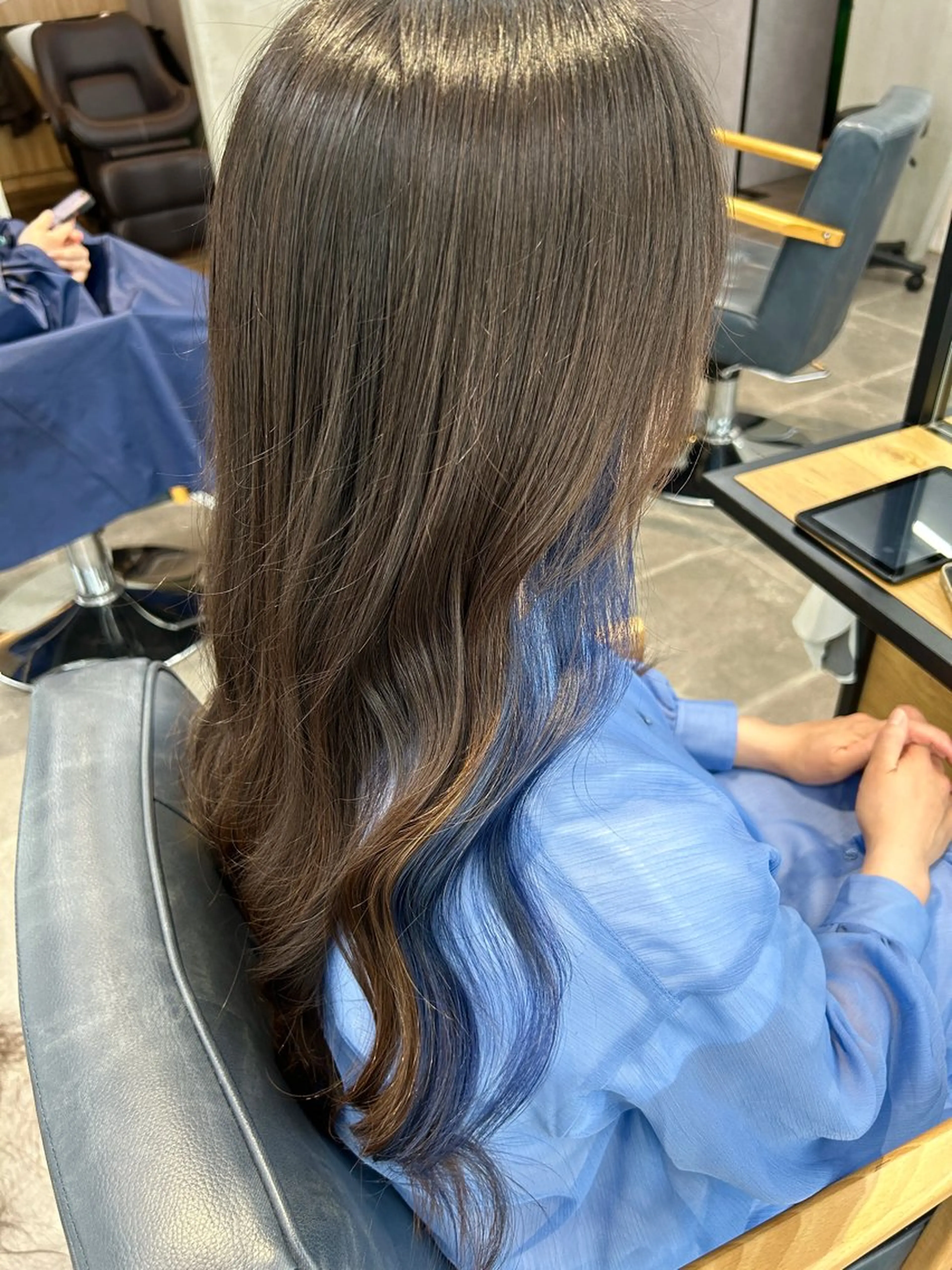 ロング カラー ヘアカラー トリートメント newi梅田🫧韓国 ヘア🫧sakiのヘアスタイル