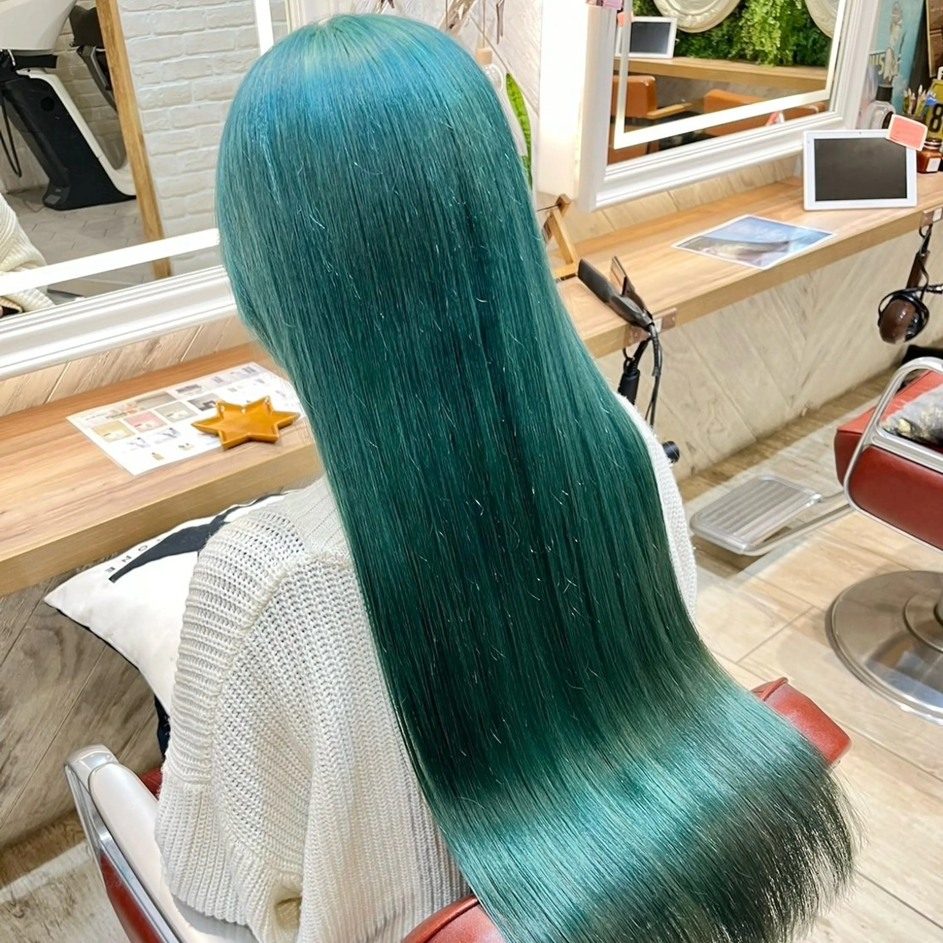 【OPEN記念限定🉐】ブリーチカラー＋髪質改善トリートメント※ロング料金ありの写真