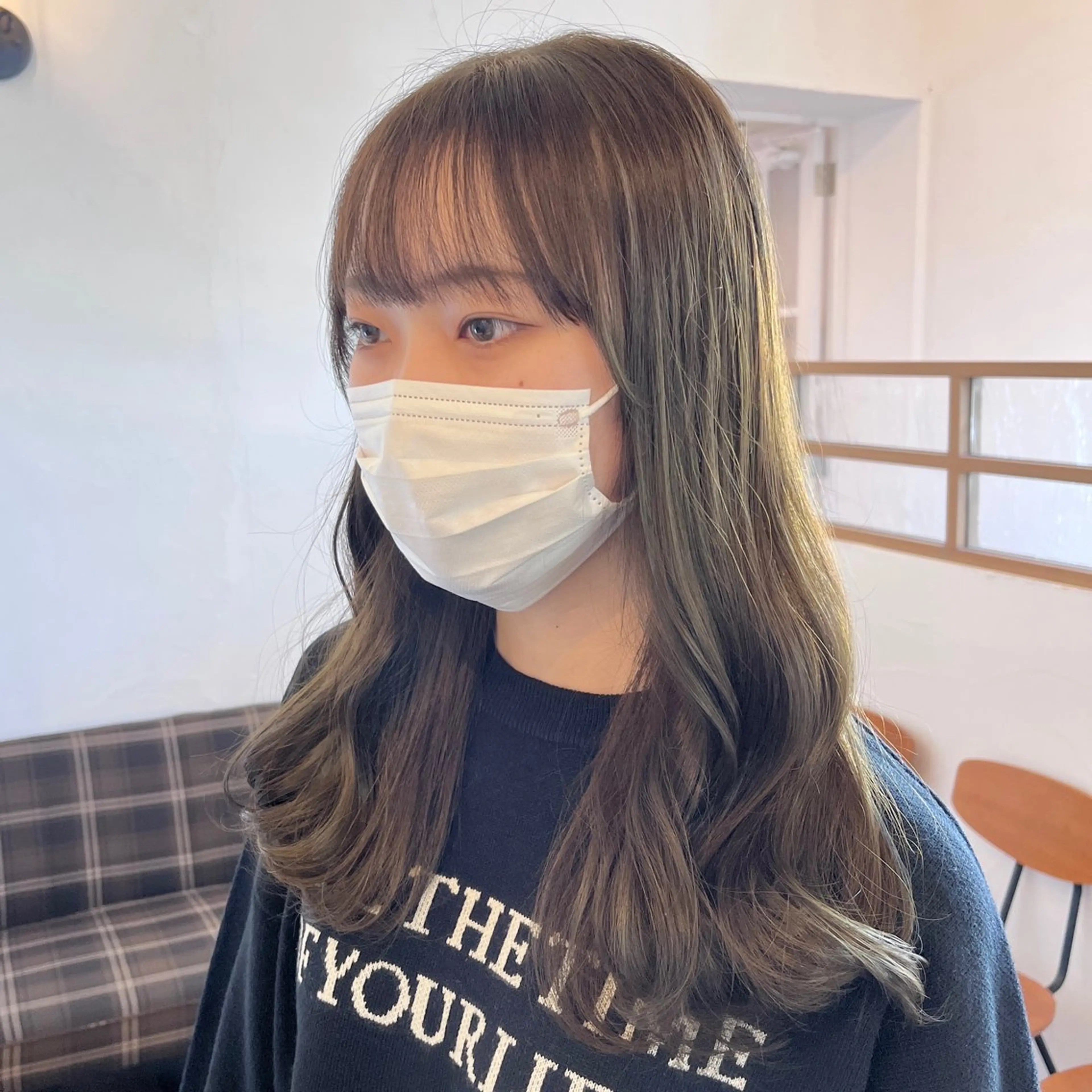 ロング カラー ブリーチ ブリーチなしカラー オリーブカラー 伊藤ゆかり/髪質改善 /透明感カラーのヘアスタイル