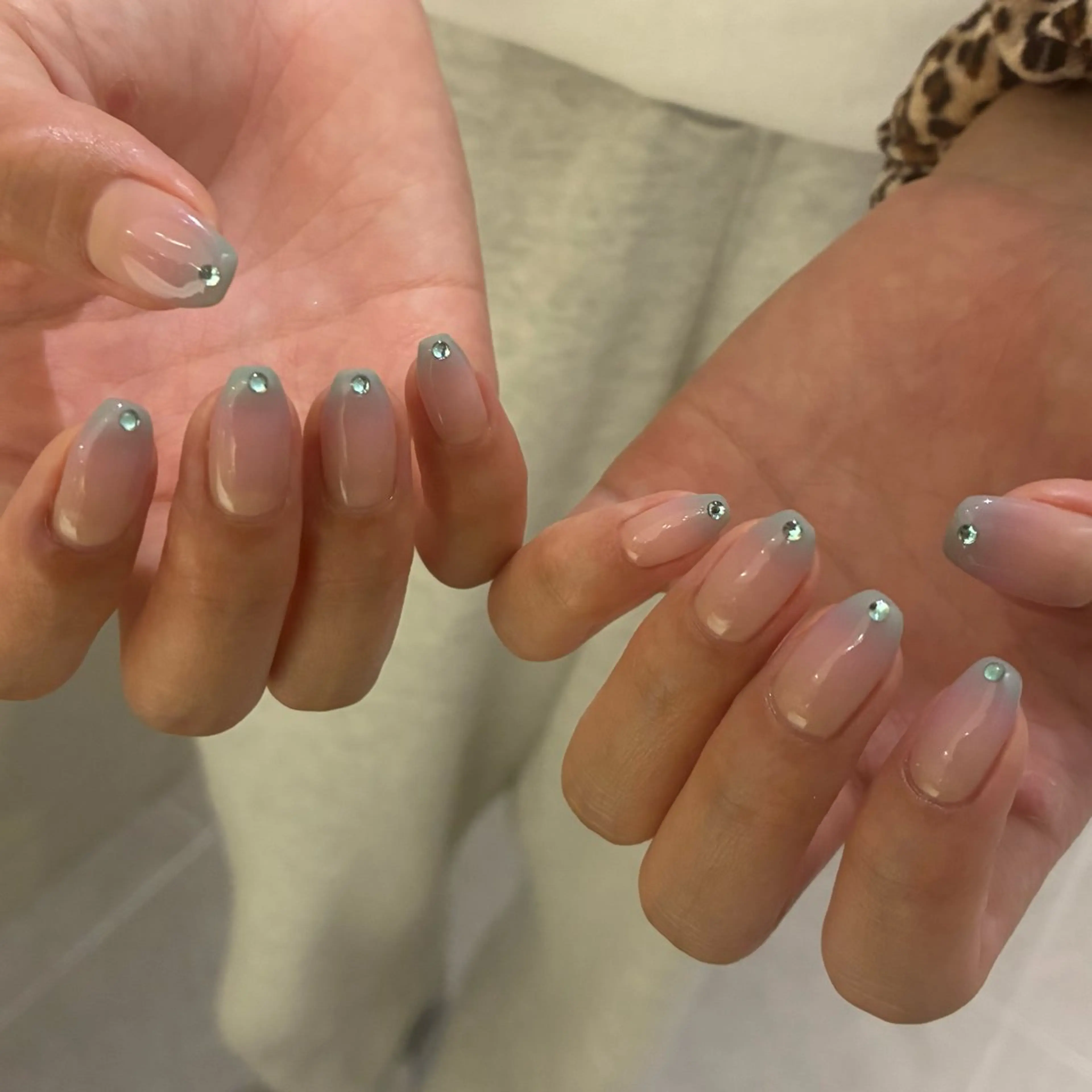 ネイル ハンドネイル WAVY airiのネイルデザイン