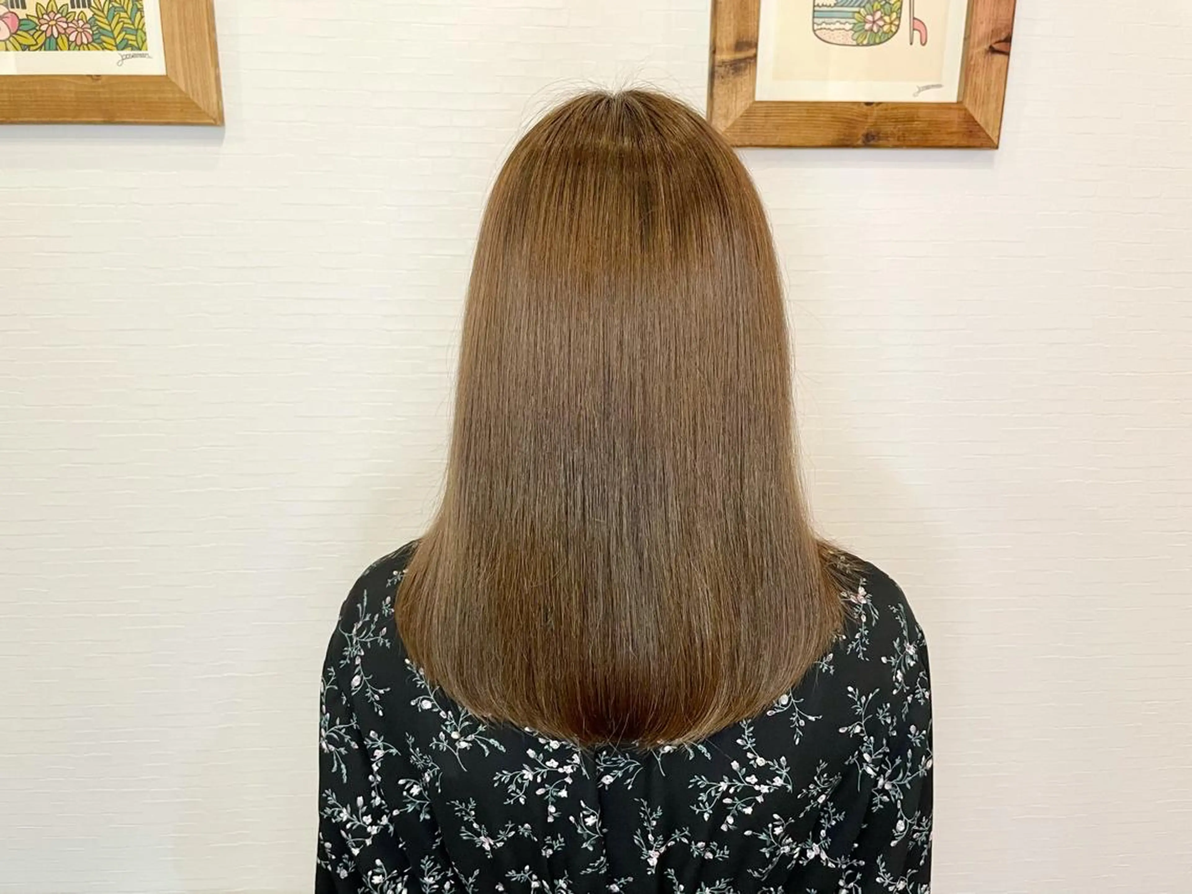 セミロング SALOWIN心斎橋Suite店所属・洗っても取れない 髪質改善|OJIROのヘアスタイル