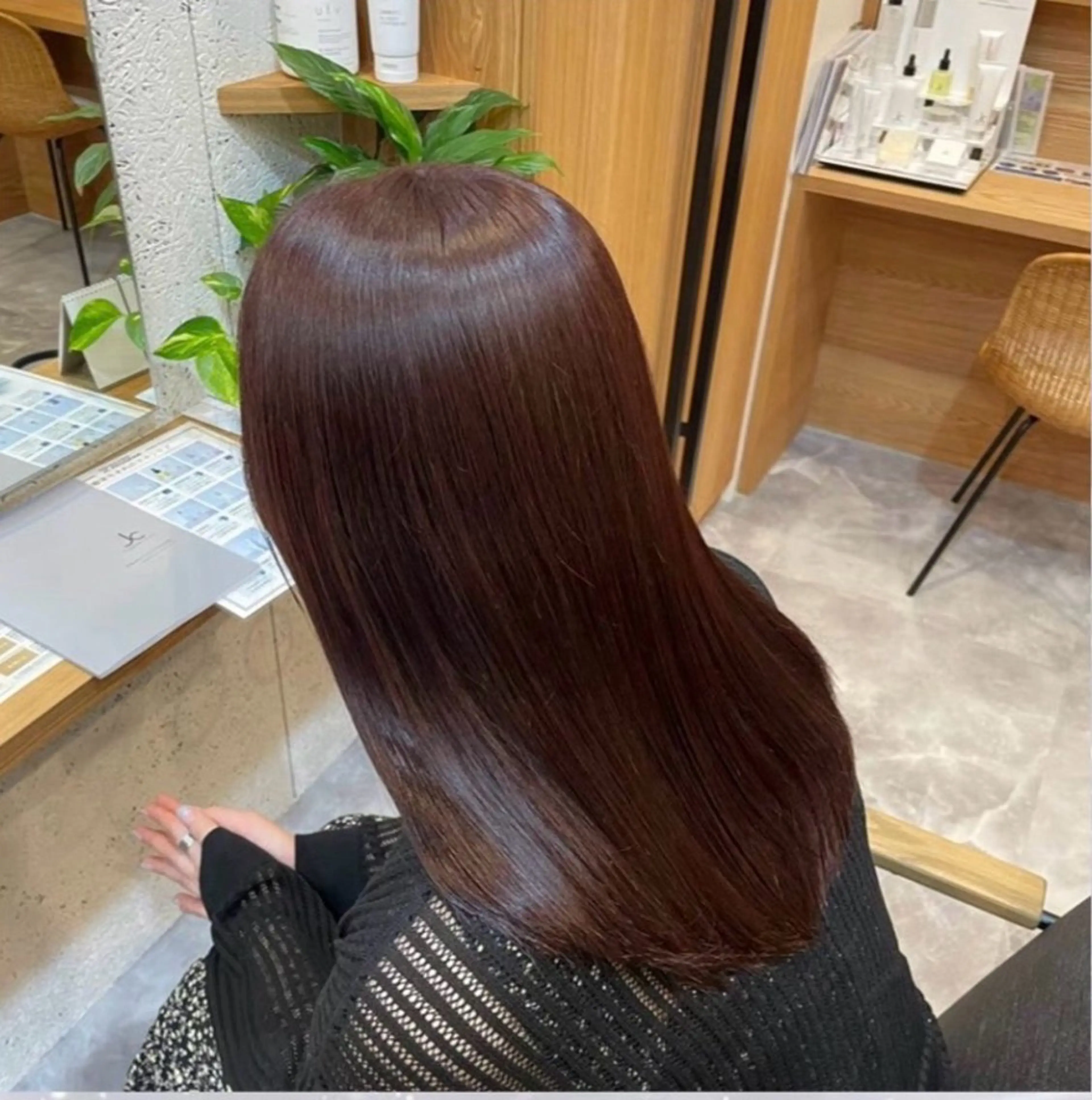 トリートメント 長井 遥のヘアスタイル