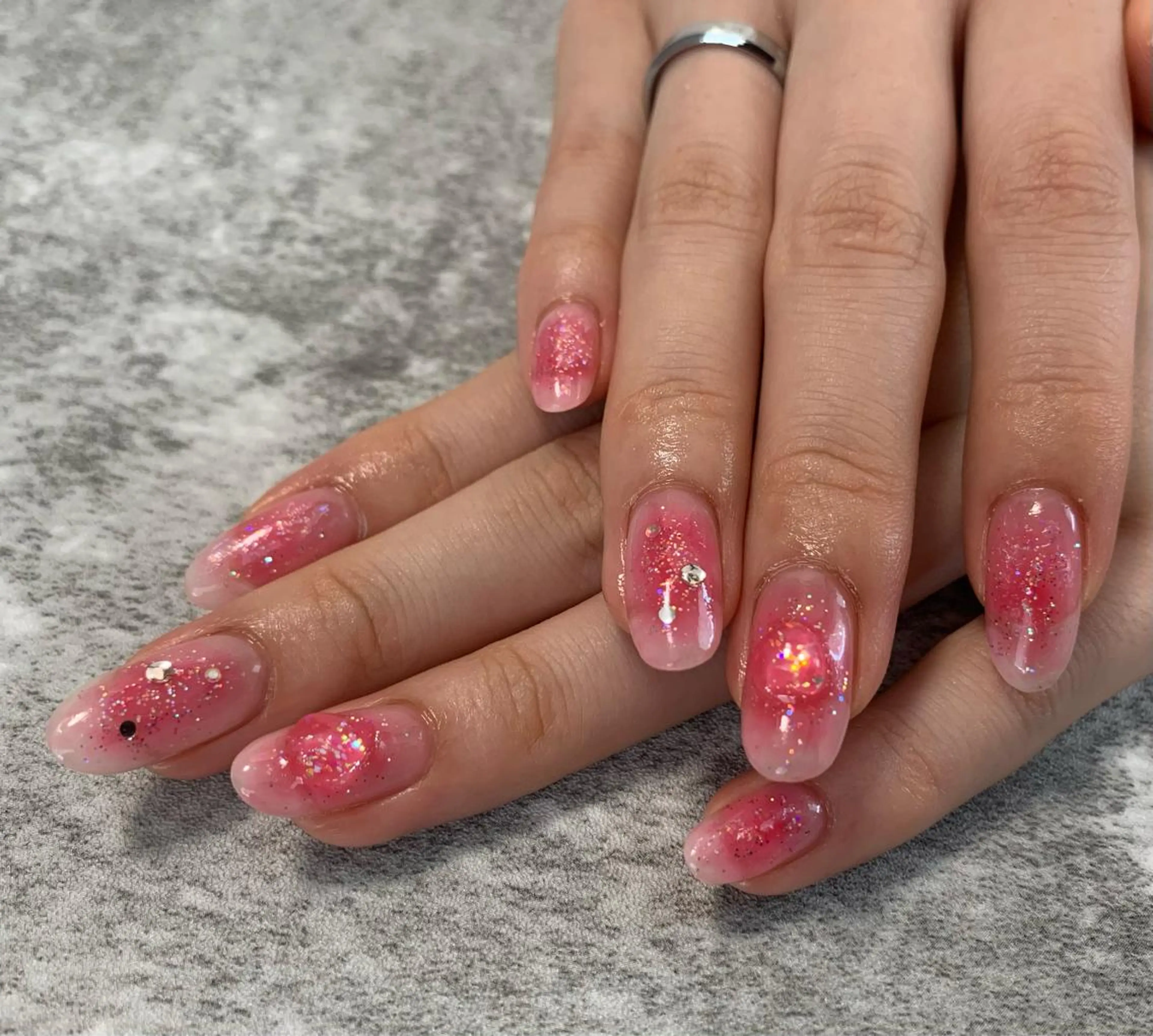 ネイル チークネイル ストーンネイル ハンドネイル NailSalon Millのネイルデザイン