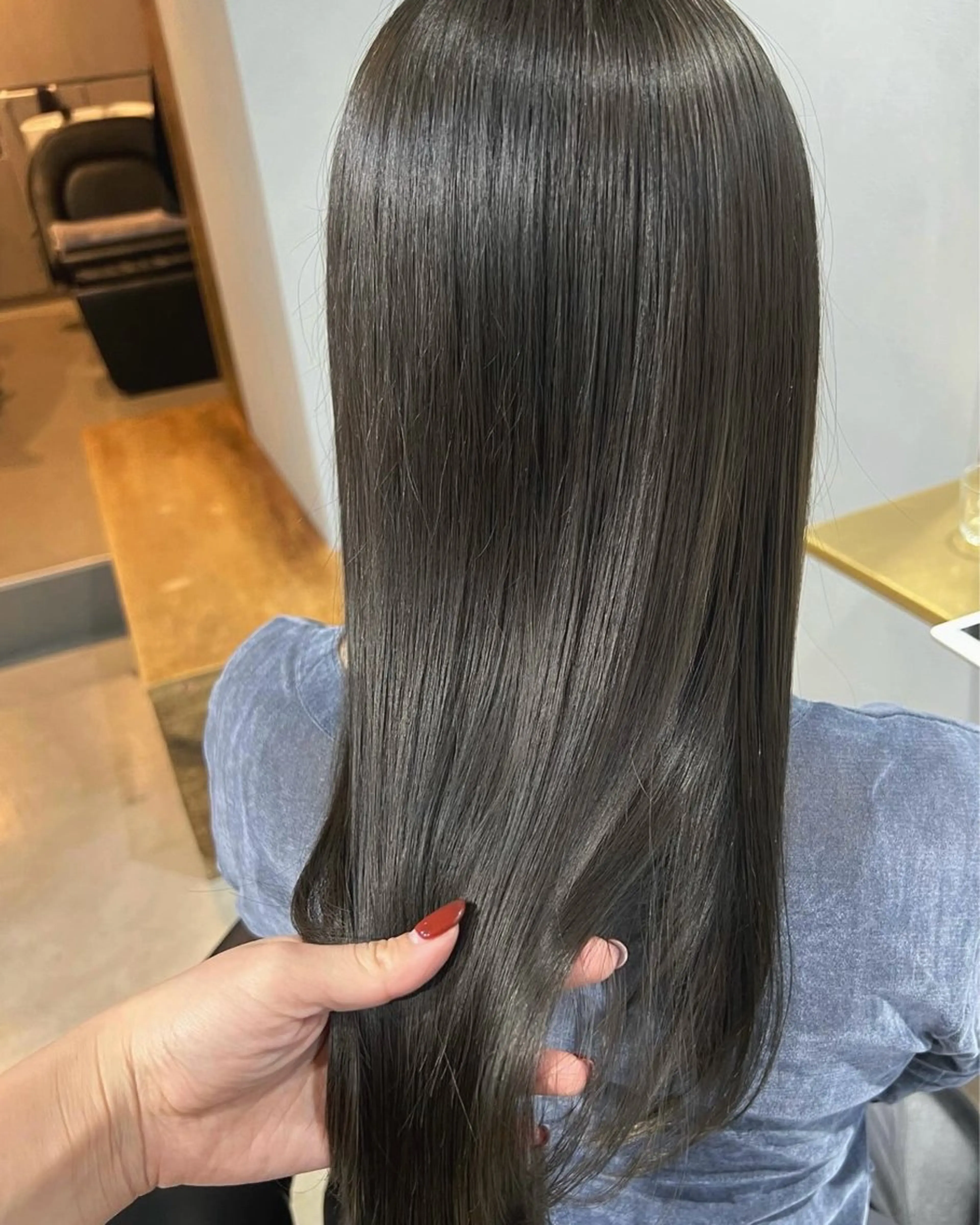 ミディアム カラー カット ヘアカラー トリートメント akane/ベージュ /オリーブ/ブラウンのヘアスタイル