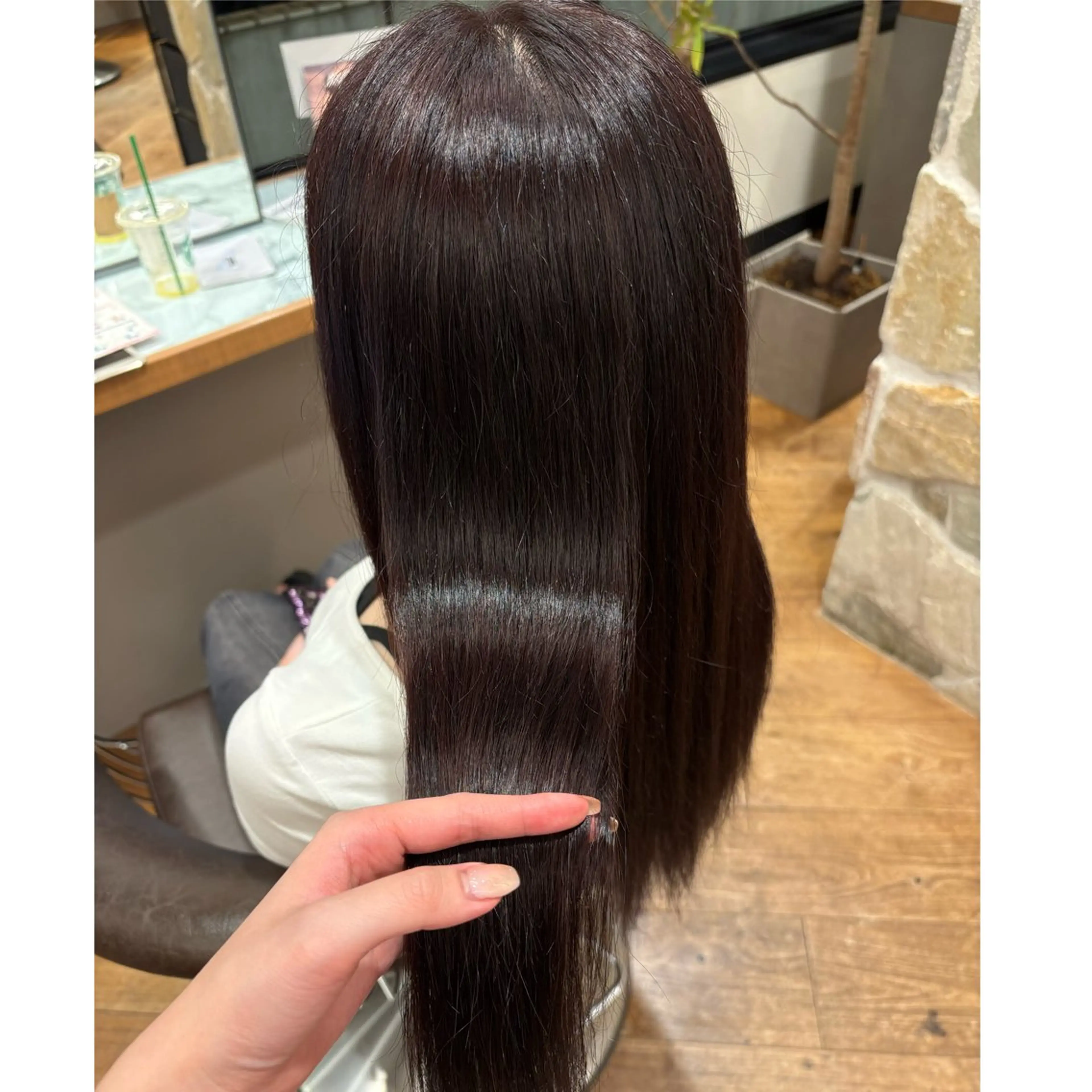 ロング カラー ボルドーカラー ヘアカラー トリートメント 梅田/カラーモデル/ ヘアセットkanonのヘアスタイル