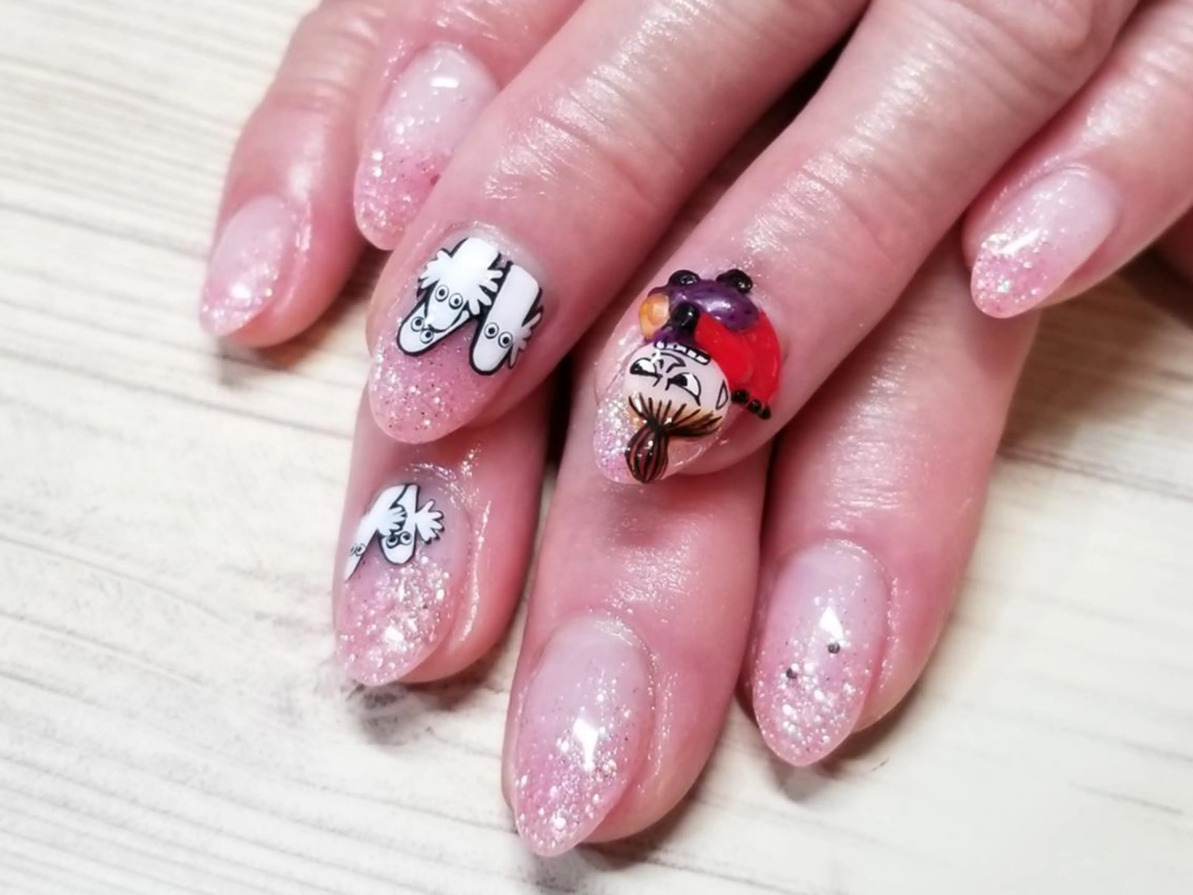 ネイル おで@ oderi_nailのネイルデザイン