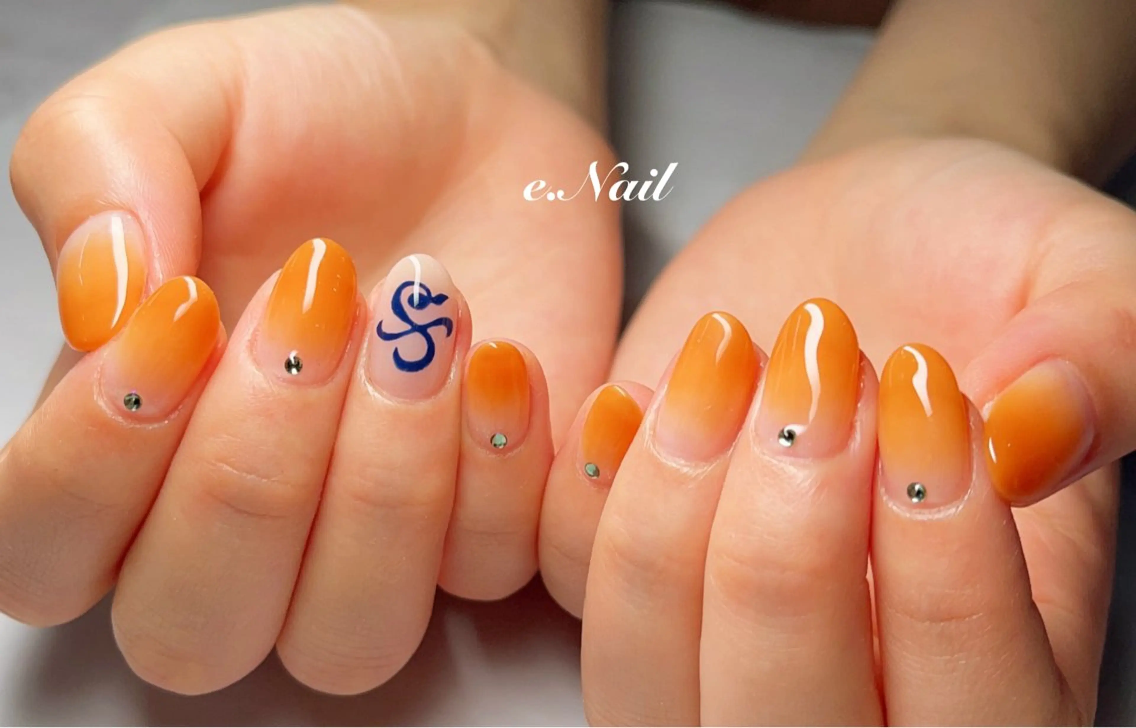 ネイル 持ち込み オフィスネイル ワンカラーネイル シンプルネイル 吉田  （ネイリスト）のネイルデザイン