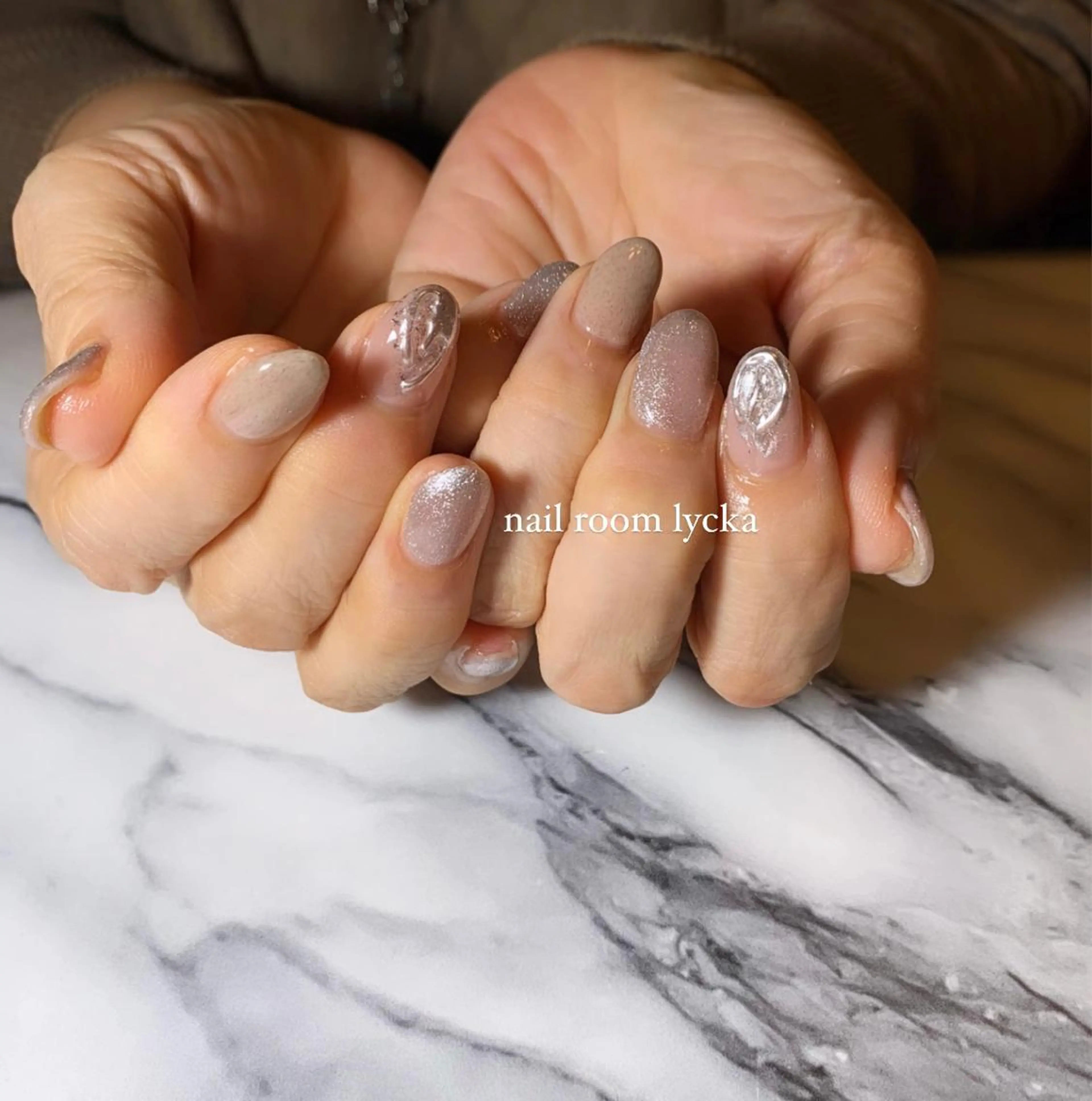 ネイル ﾈｲﾙﾙｰﾑﾘｯｶ 𝐦𝐚𝐲𝐮のネイルデザイン