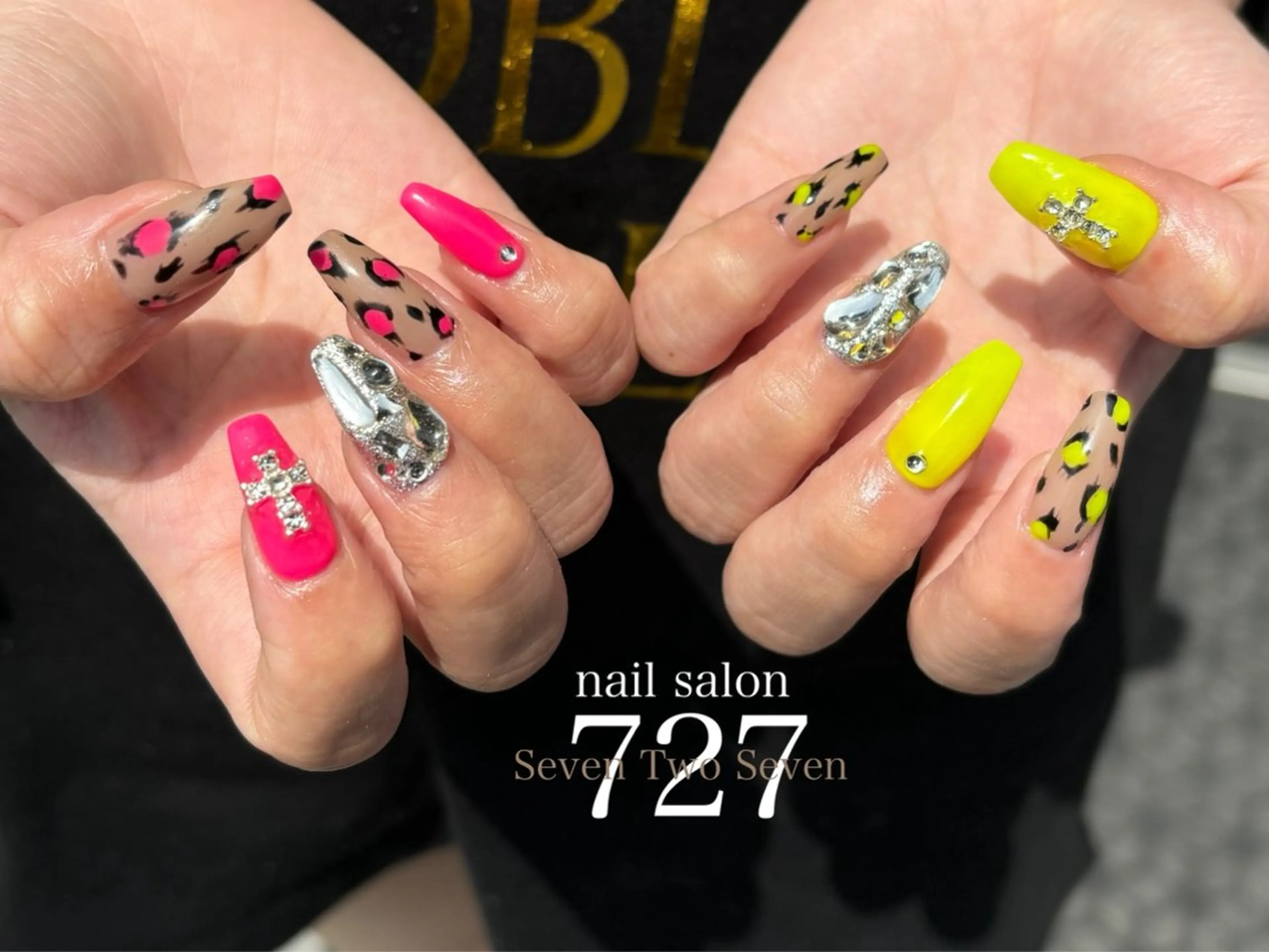 ネイル ハンドネイル 727 nailのネイルデザイン