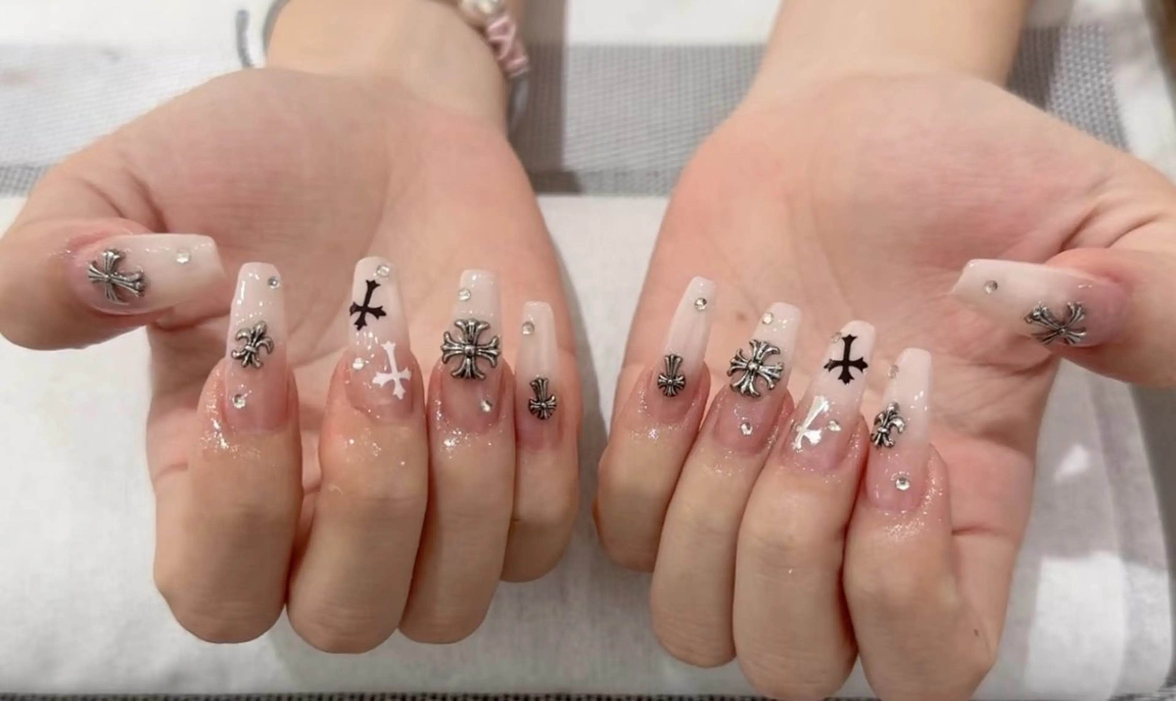 ネイル ハンドネイル D-BEAUTY Nailsalonのネイルデザイン